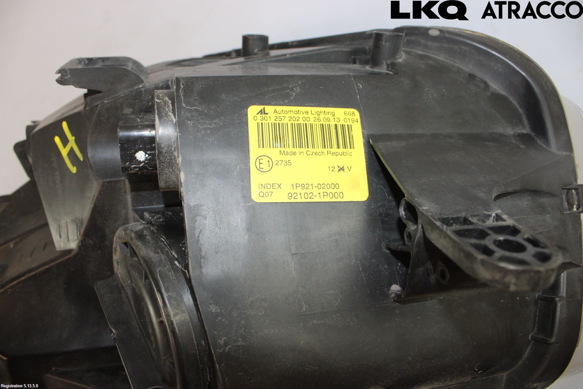 Kia VENGA 10-19 Strålkastare Höger