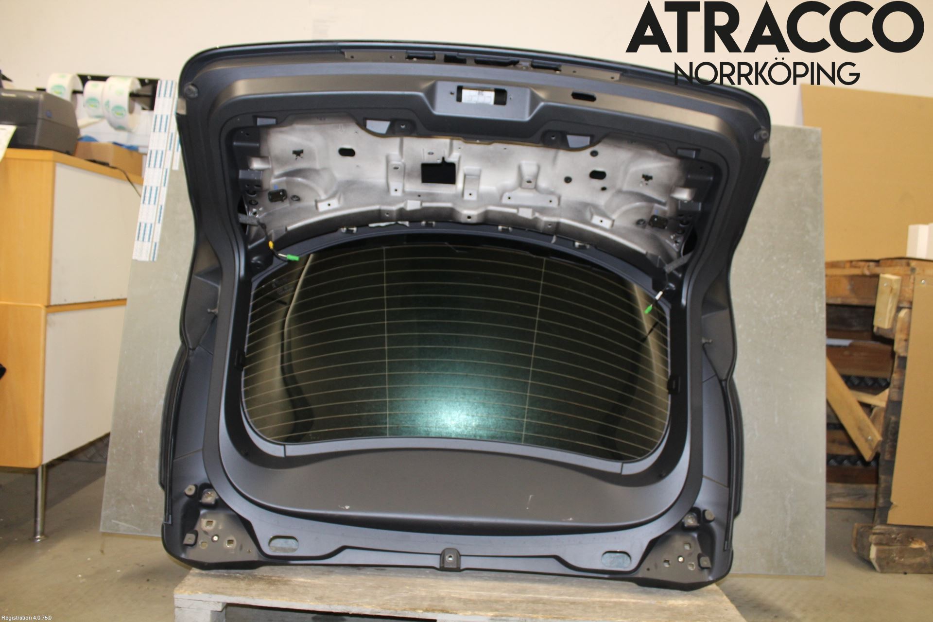 Jaguar I-PACE 18- Baklucka Cc-Kombi-Sedan