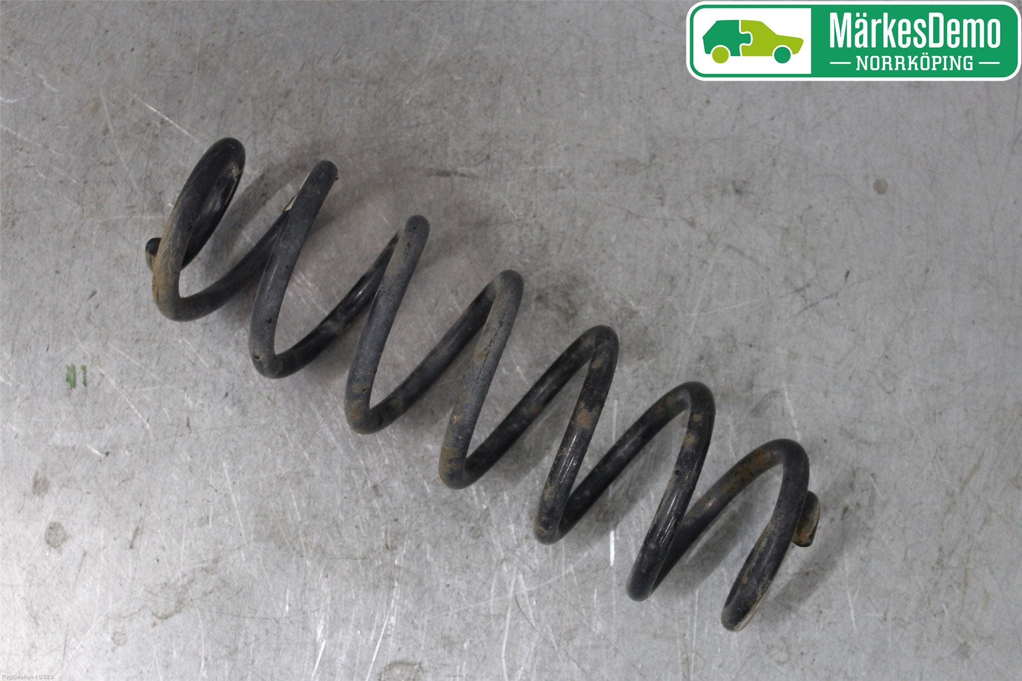 Skoda SUPERB 16-24 Fjäder Bak