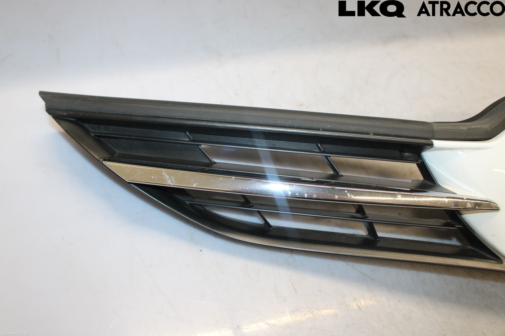 Toyota AURIS 13-19 Grill Komp