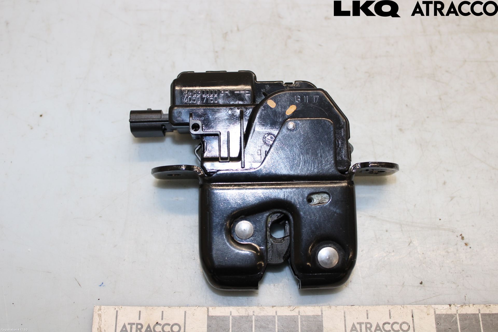 Renault ZOE/E-TECH 13- Låskista Baklucka