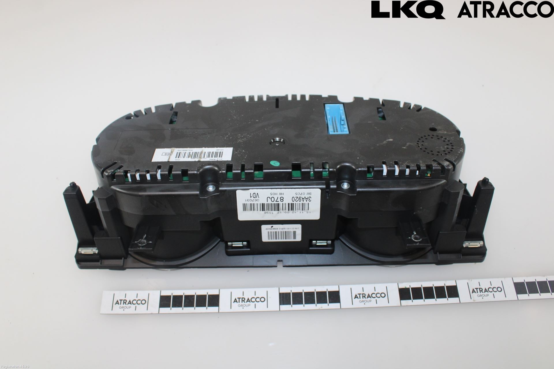 Volkswagen VW PASSAT 11-14 Instrument Komb