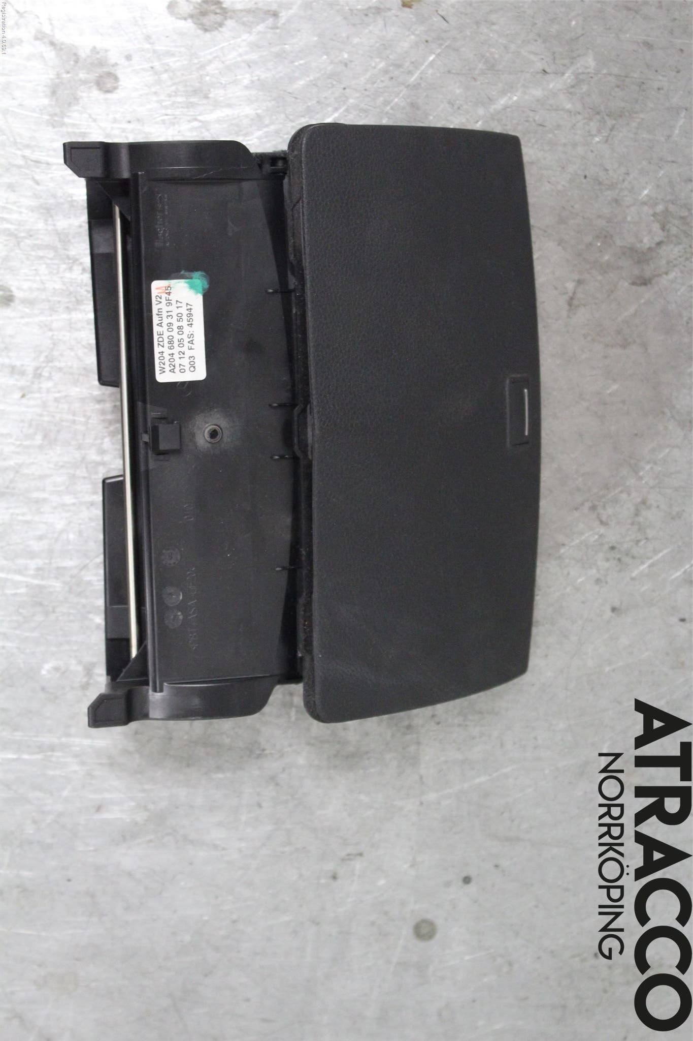 Mercedes-Benz MB C-KLASS (W204) 07-15 Instrumentbräda Förvaringsfack