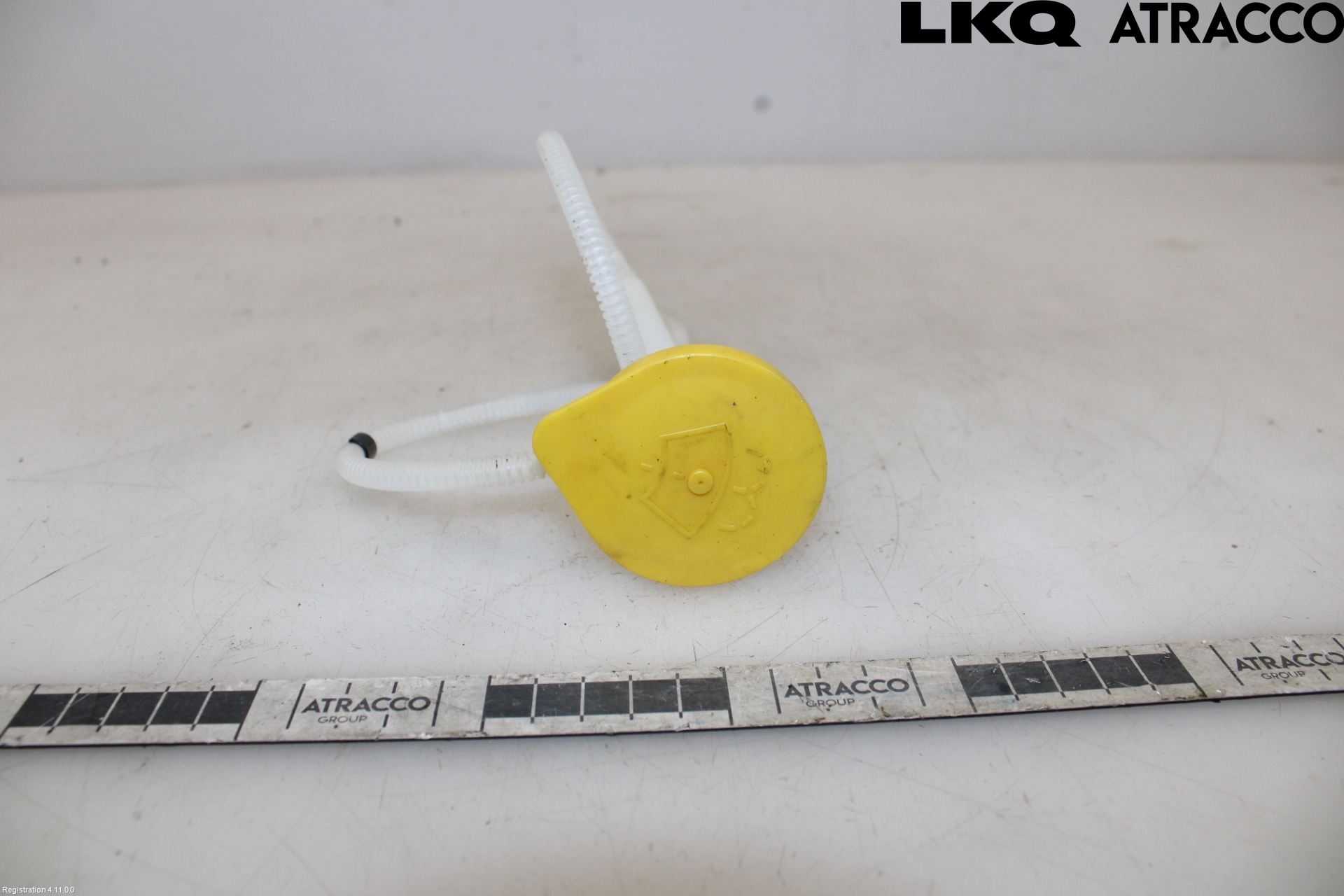 Subaru OUTBACK 10-15 Spolartanklock