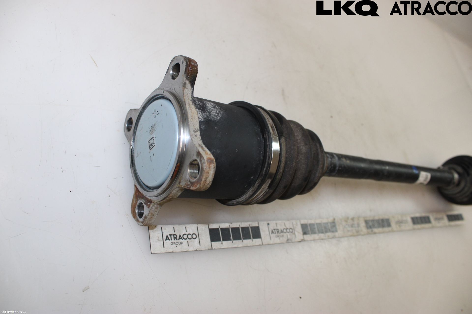 Toyota YARIS CROSS XP21 21- Drivaxel Bak Höger