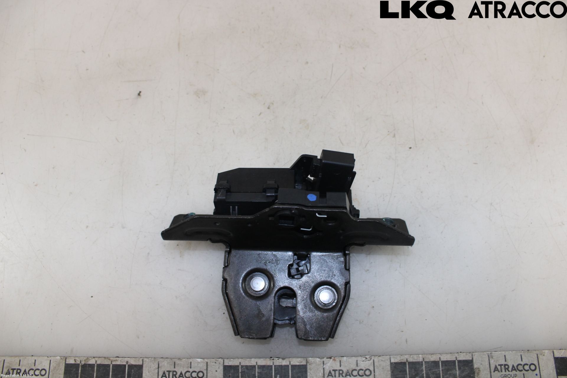 Opel ASTRA J 10-15 Låskista Baklucka