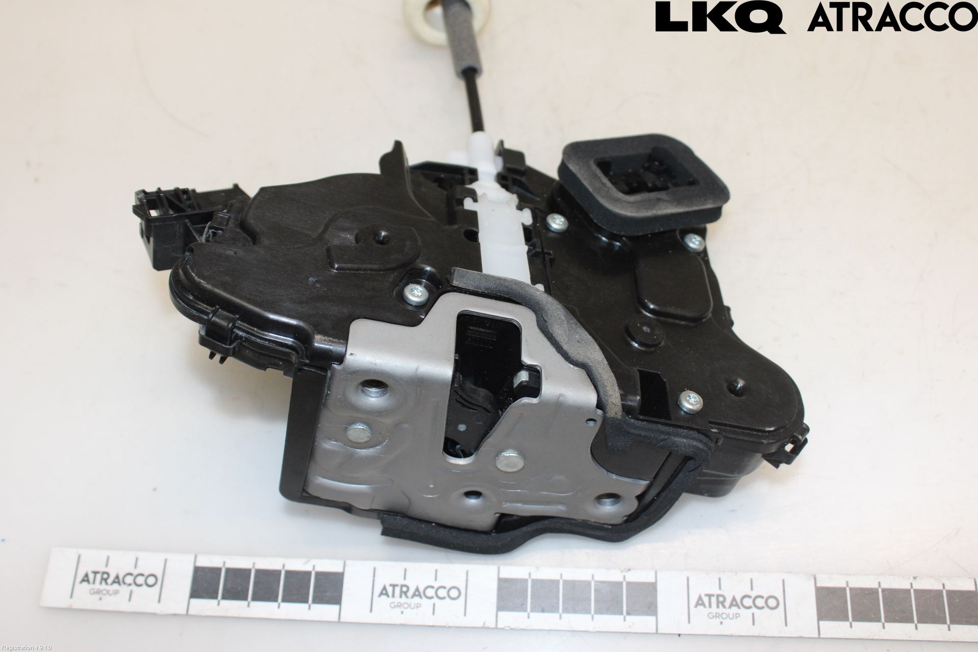 5350 CUPRA BORN 22- Låskista-Dörrlås