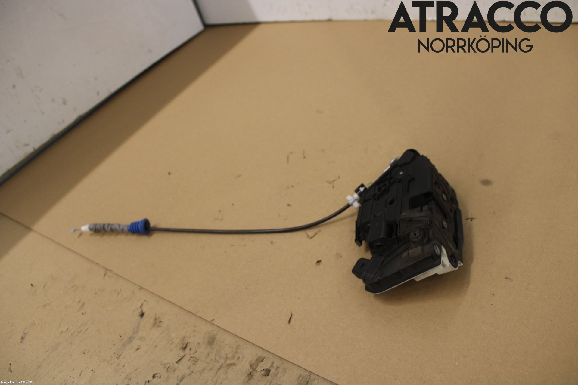 Volkswagen VW UP! / E-UP! Låskista-Dörrlås