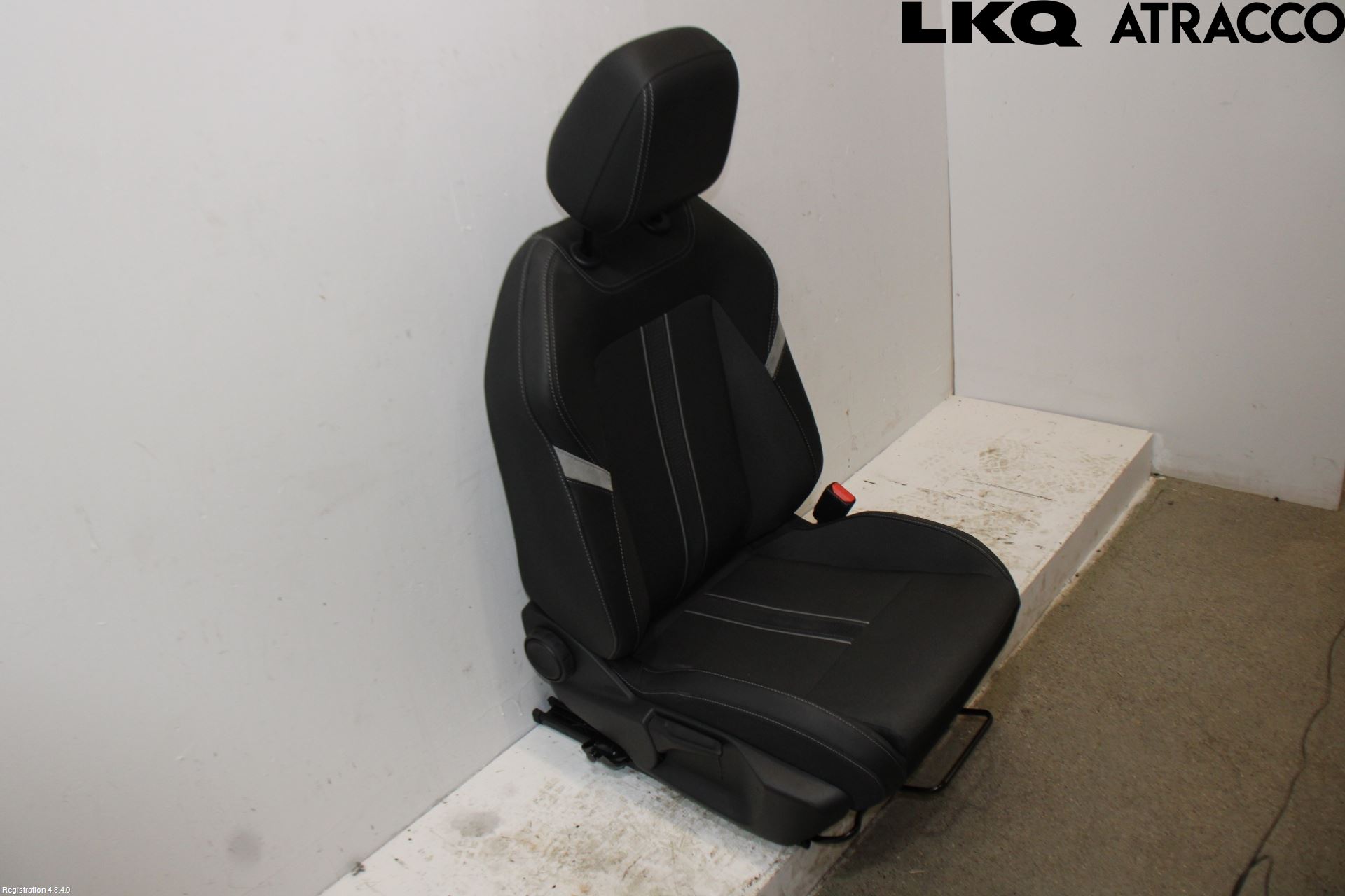 Opel ASTRA L 22- Inredning Stol Fram Hö