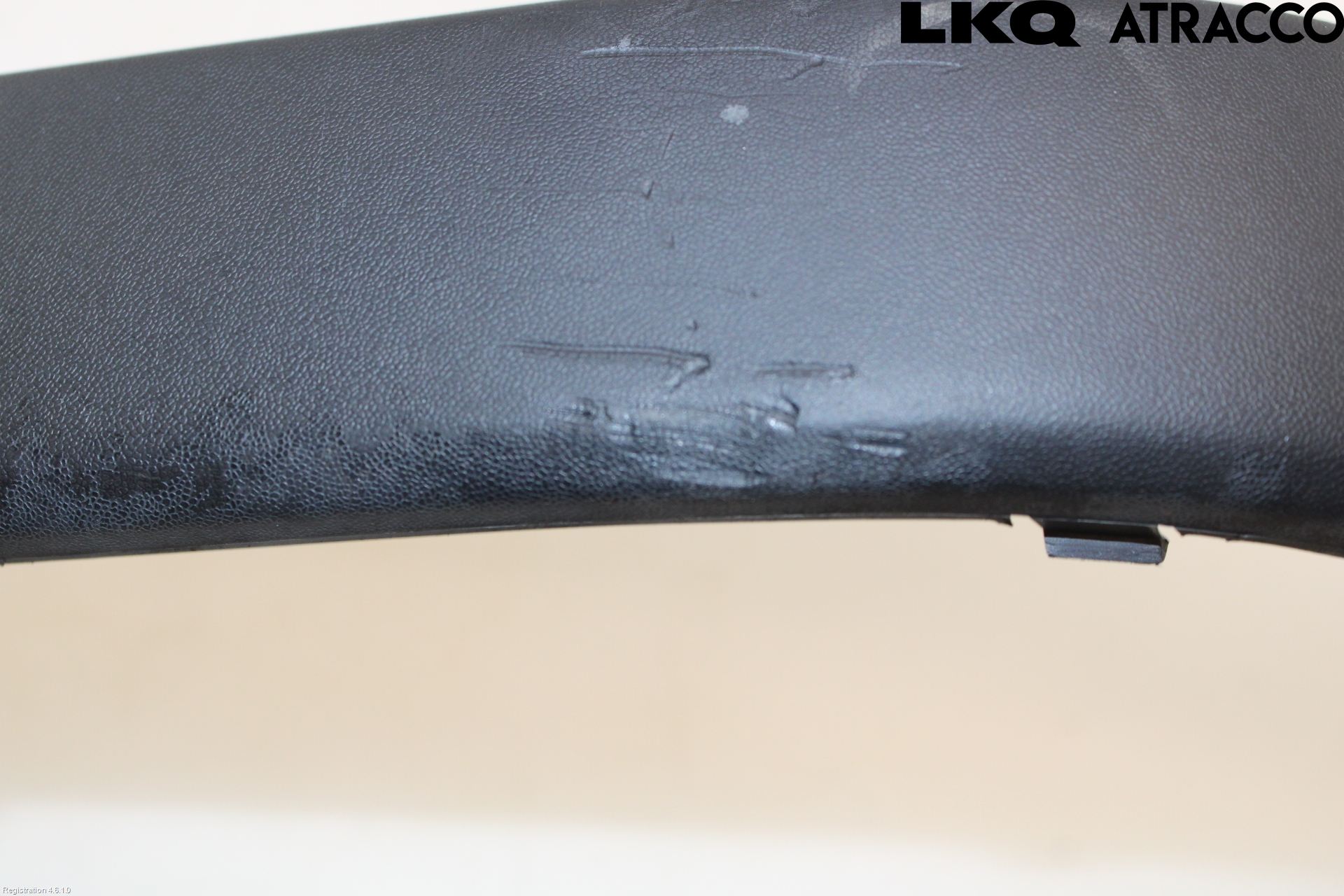 BMW 5 E34      88-96 Stötfångarlist Fram