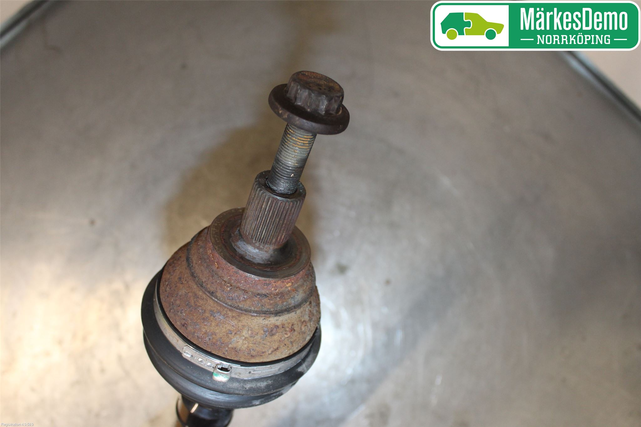 Audi A3/S3 05-13 Drivaxel Fram Höger