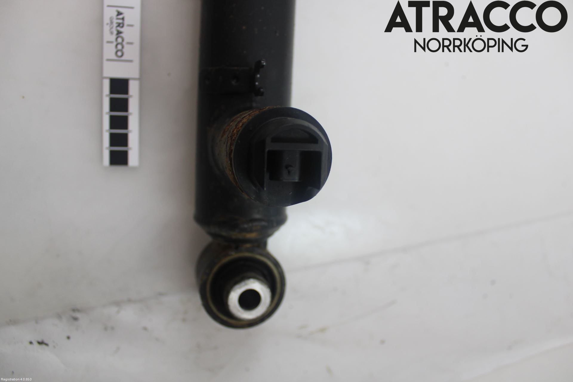 Seat TARRACO 19- Stötdämpare Bak