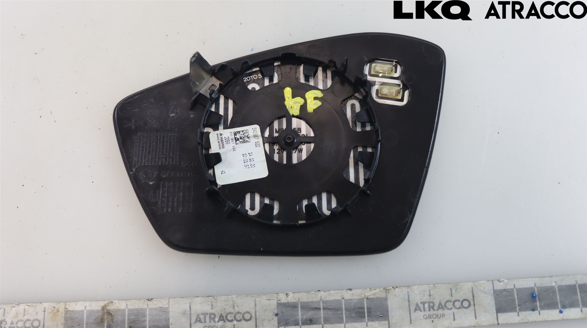 Skoda SUPERB 16-24 Spegelglas Hö