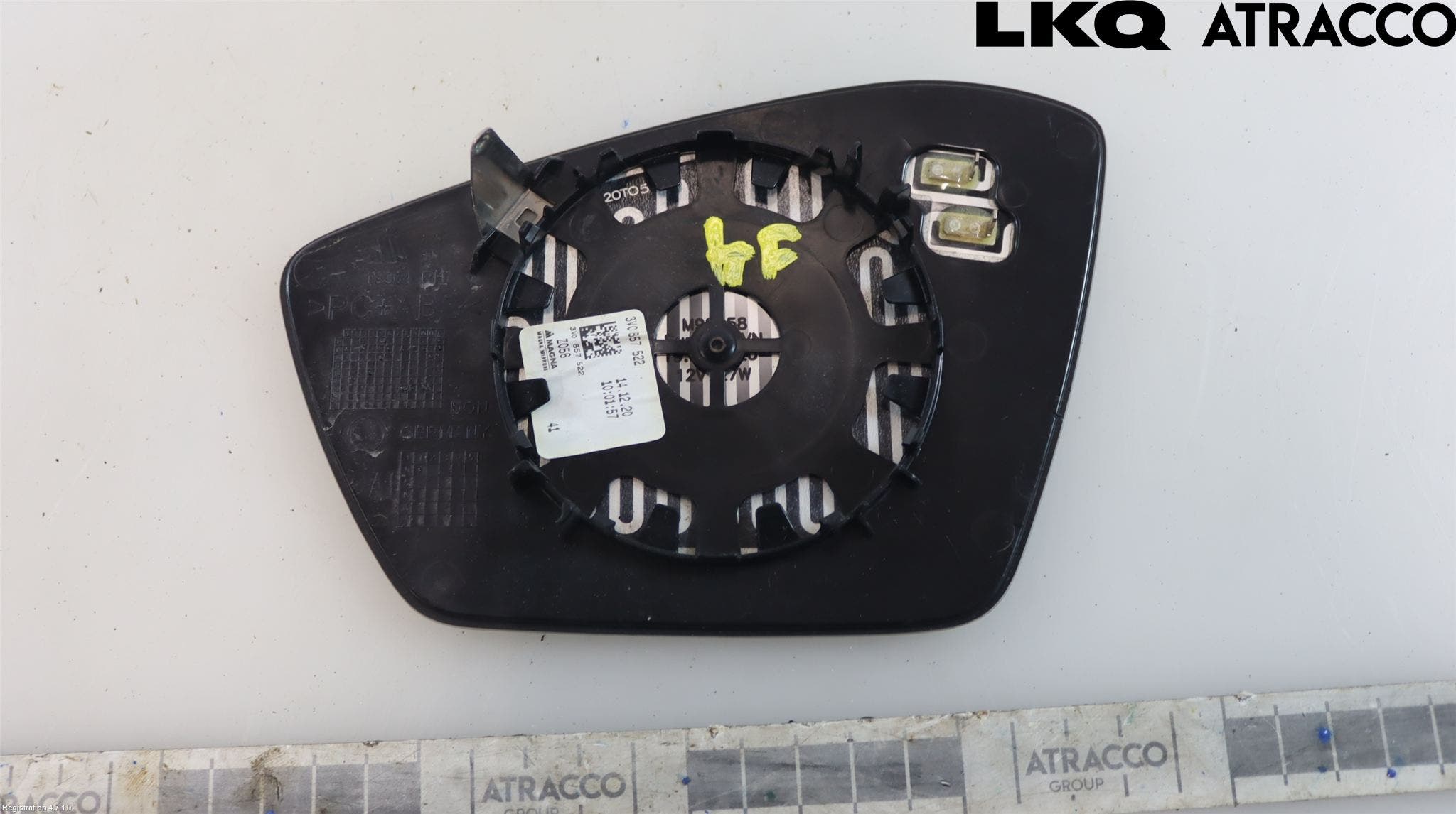 Skoda SUPERB 16-24 Spegelglas Hö