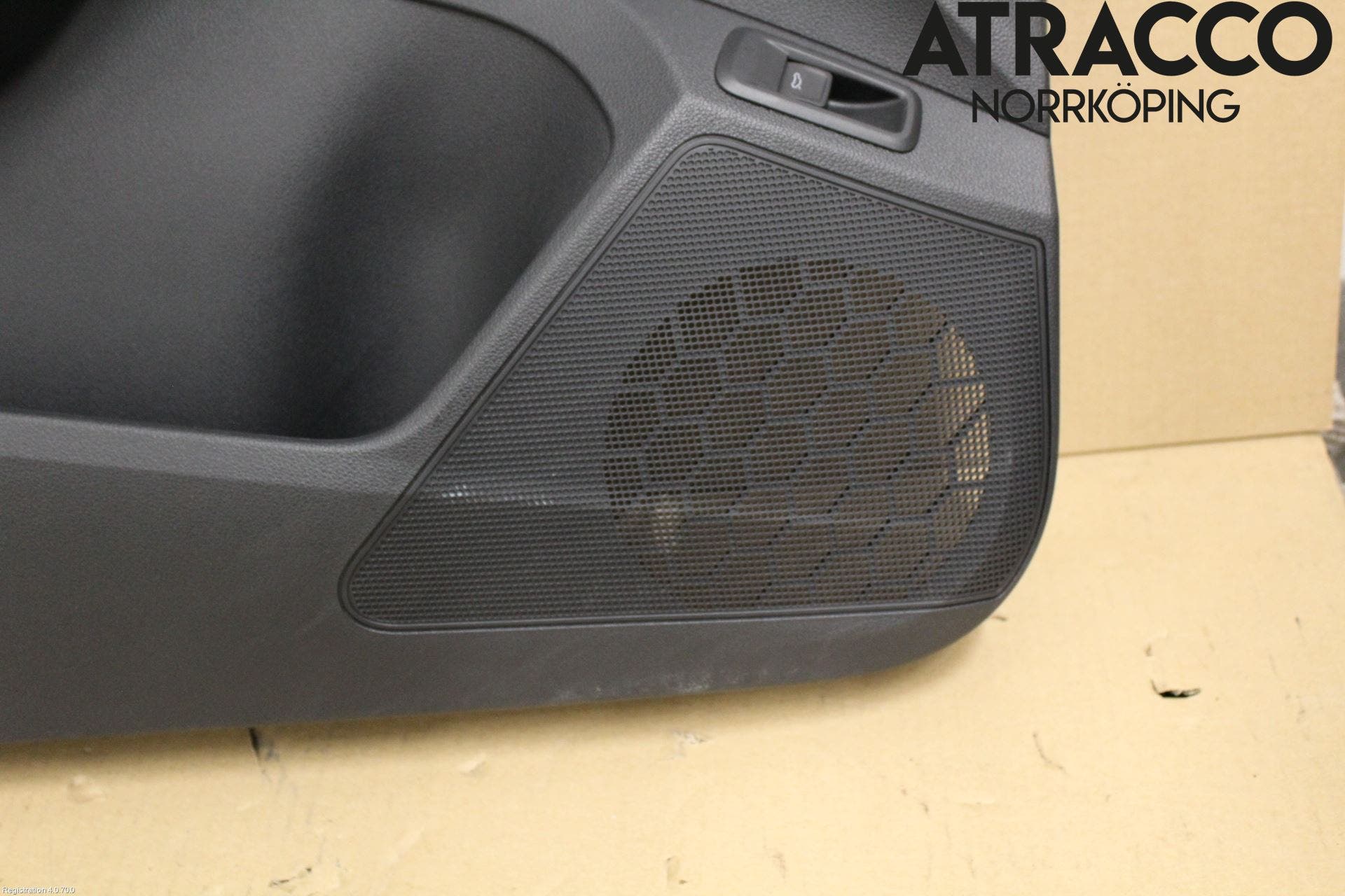 Skoda KAMIQ 20- Dörrklädsel Vä