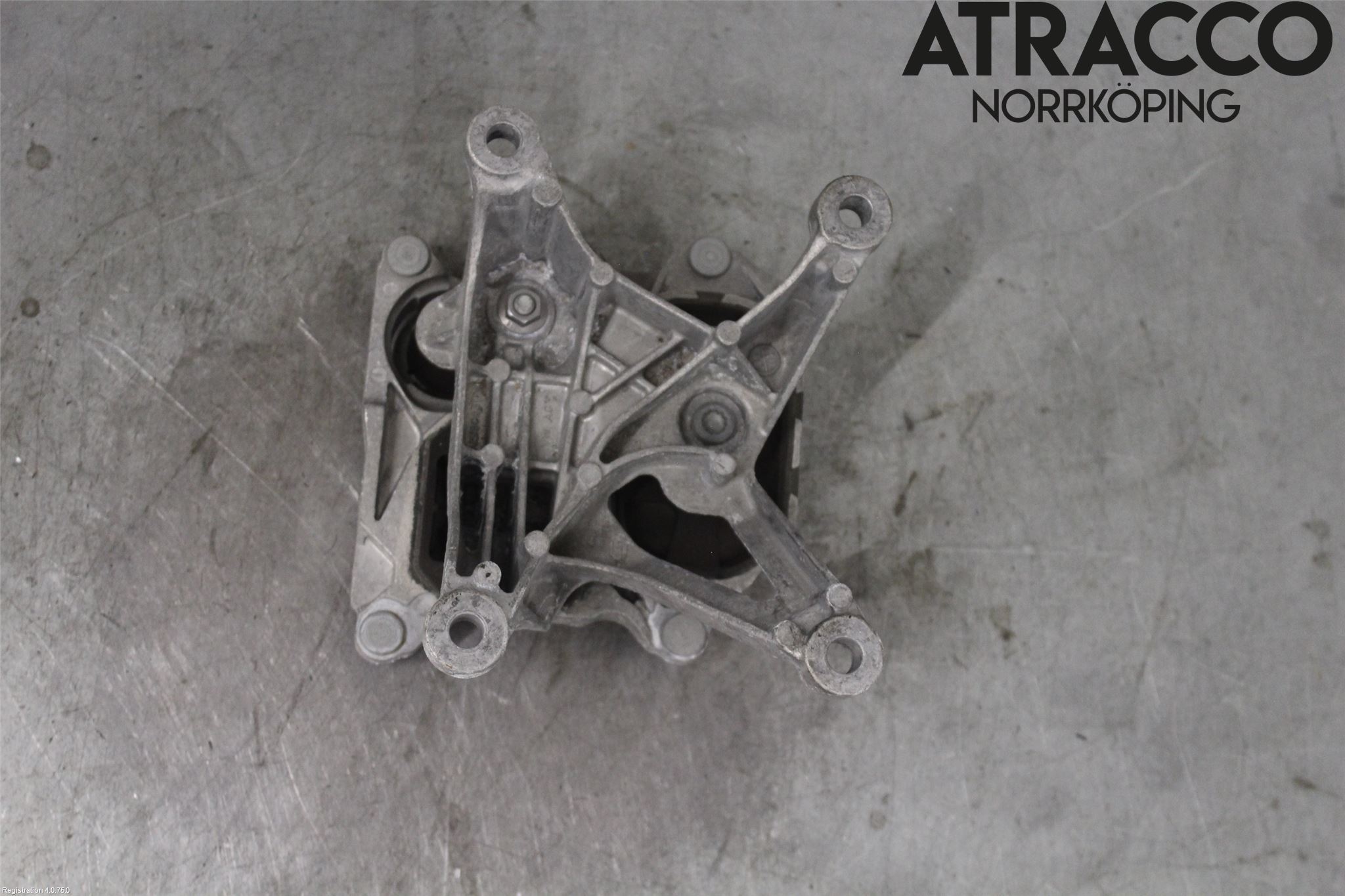 Audi A6 F2/C8 19- Växellådskudde