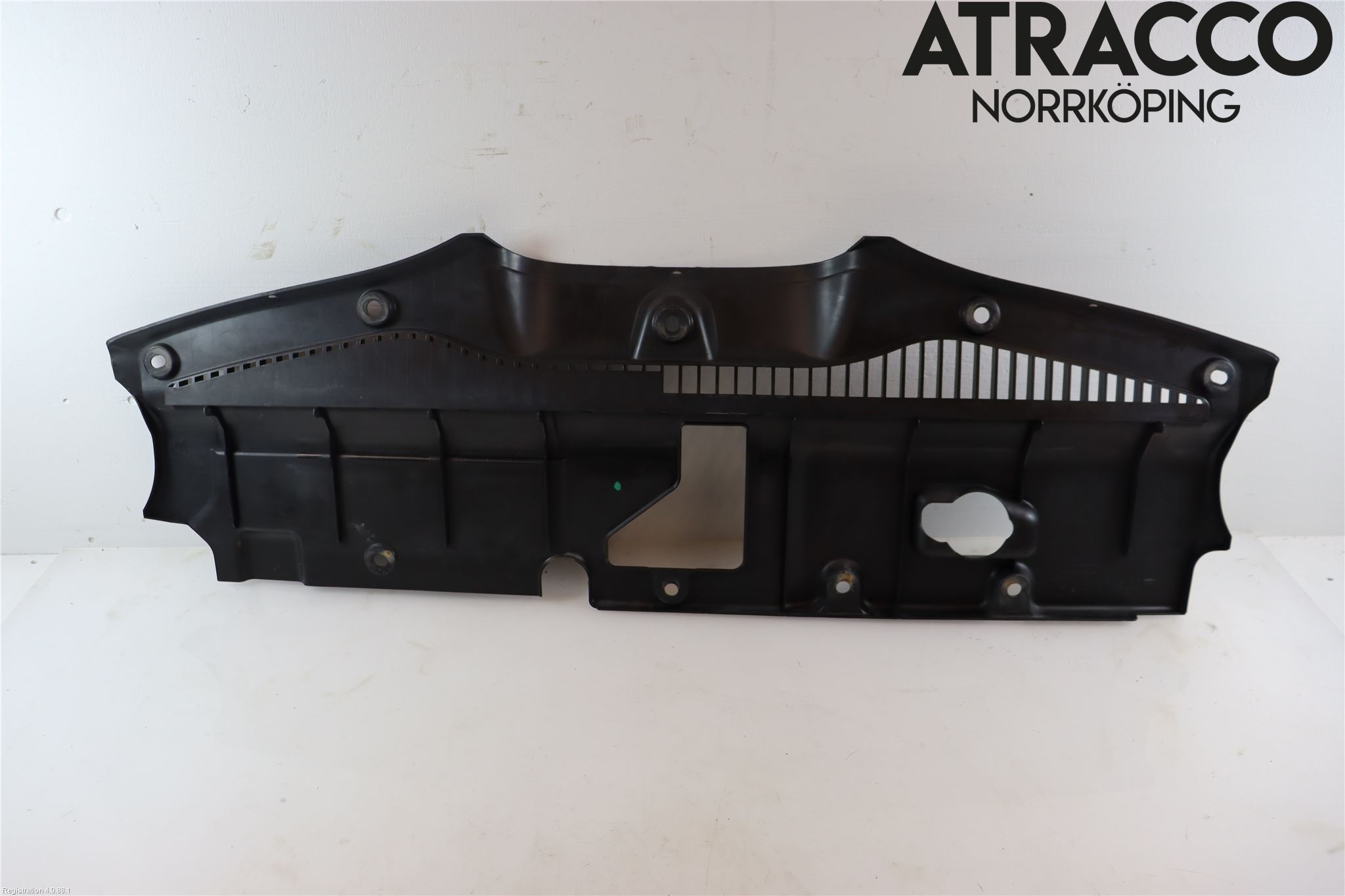 Subaru B9 TRIBECA  06-07 Front Huvlåsplåt-Balk