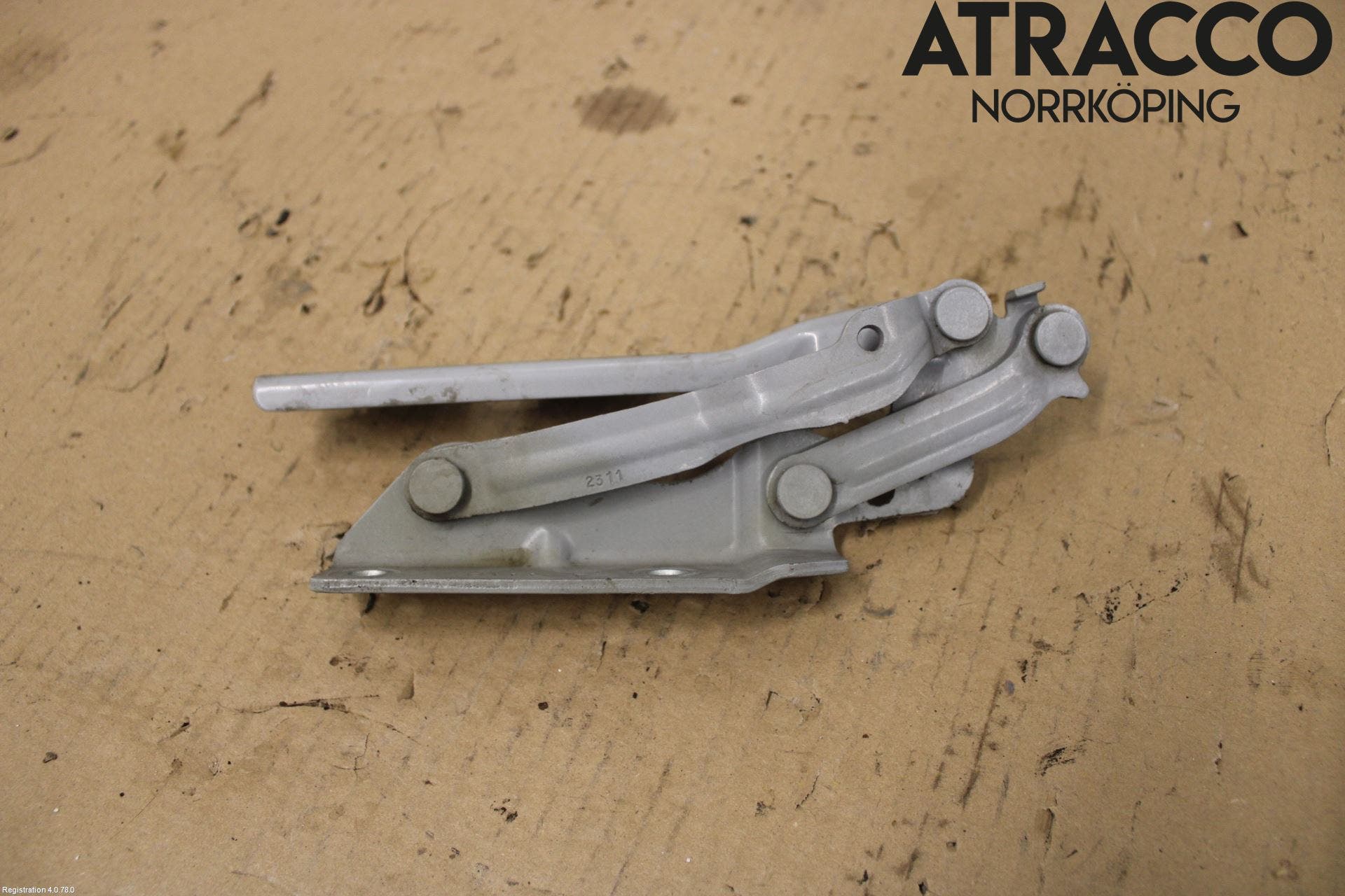 Volkswagen VW GOLF VI 09-13 Huvgångjärn