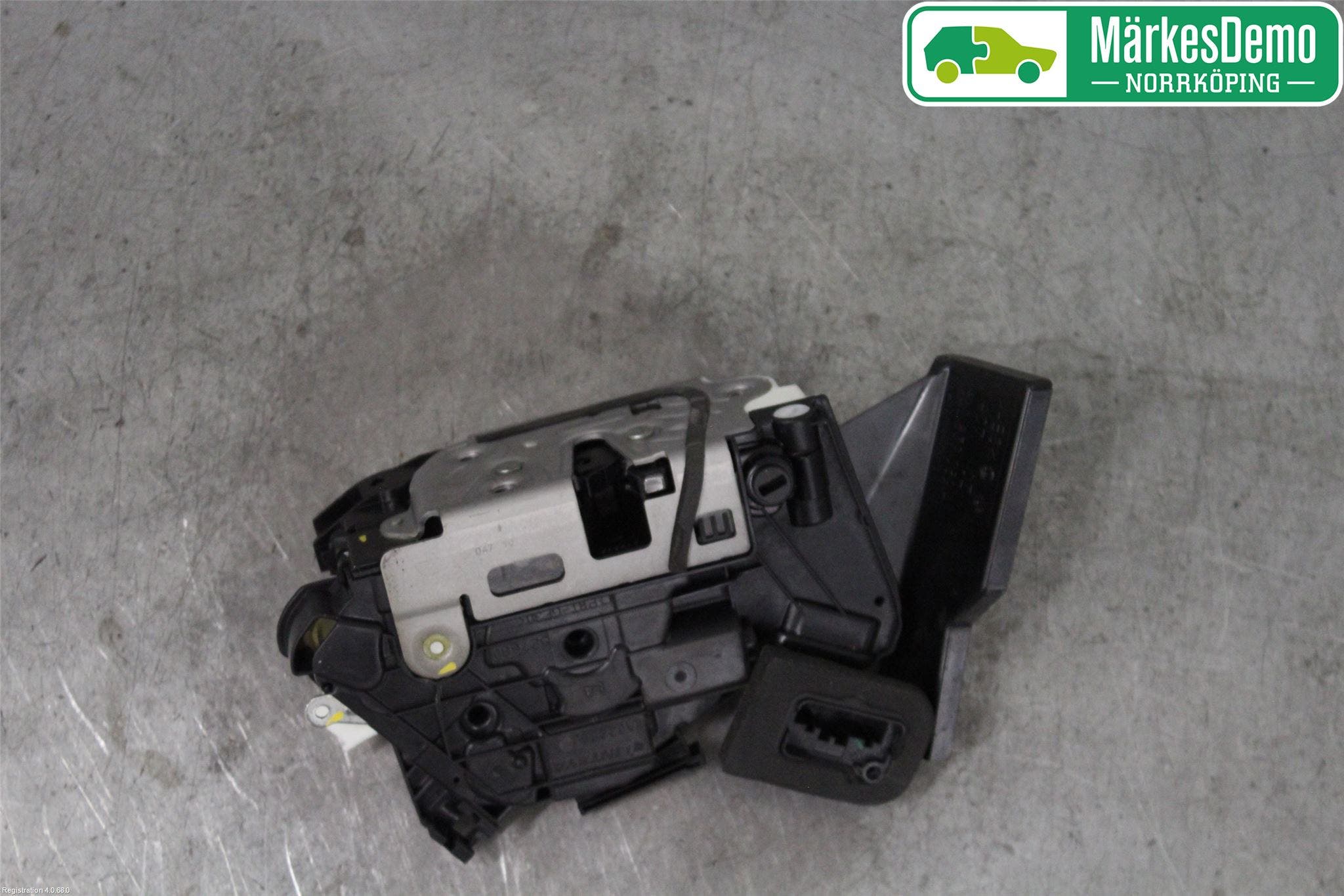 Skoda YETI Låskista-Dörrlås