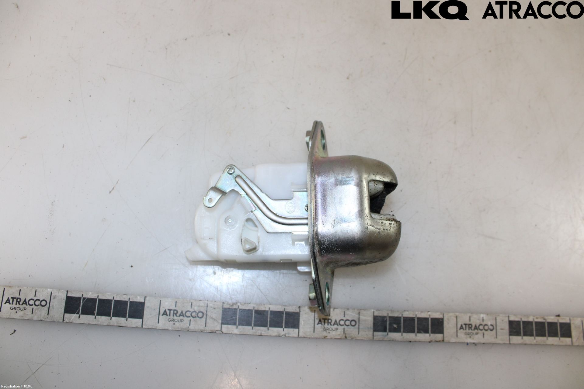 Subaru OUTBACK 15-20 Låskista Baklucka