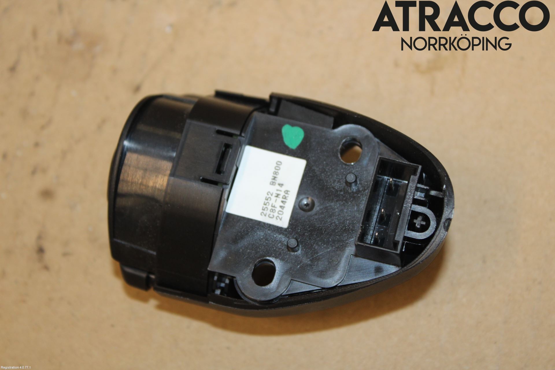 Nissan ALMERA TINO Spak-Rattreglage Radio