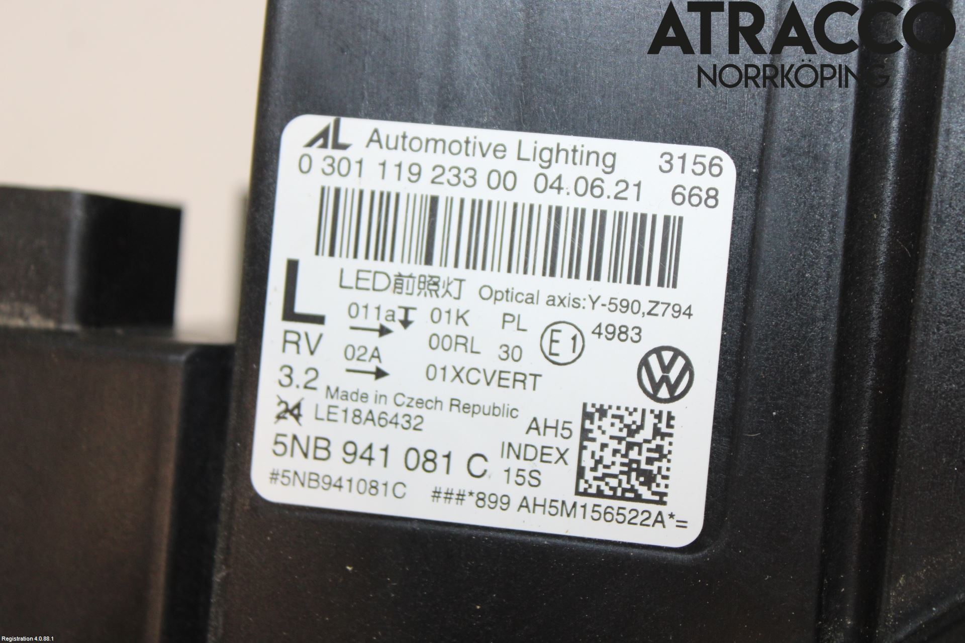 Volkswagen VW TIGUAN 16-24 Strålkastare Vänster