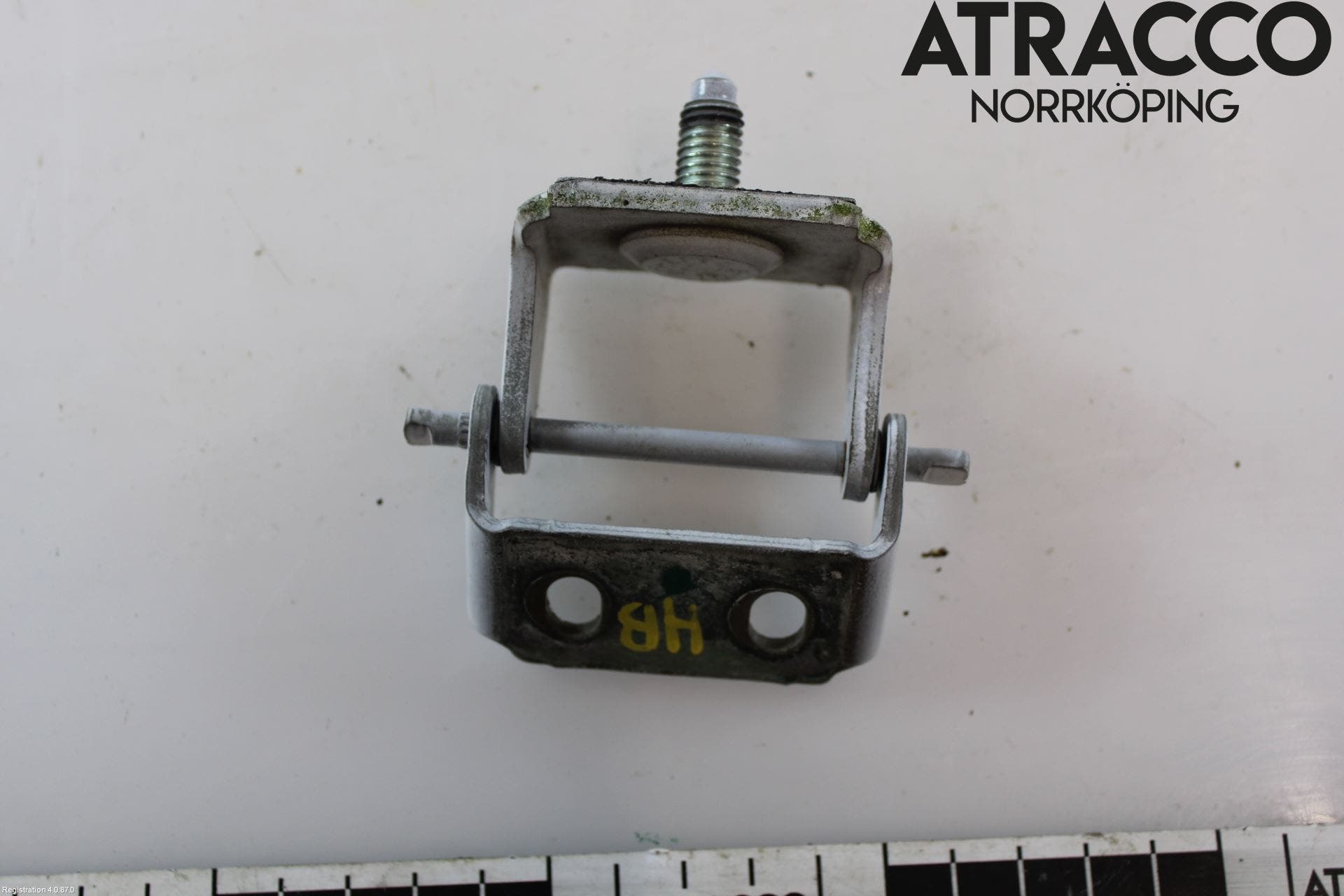 Ford FIESTA 09-12 Bakluckegångjärn Hö