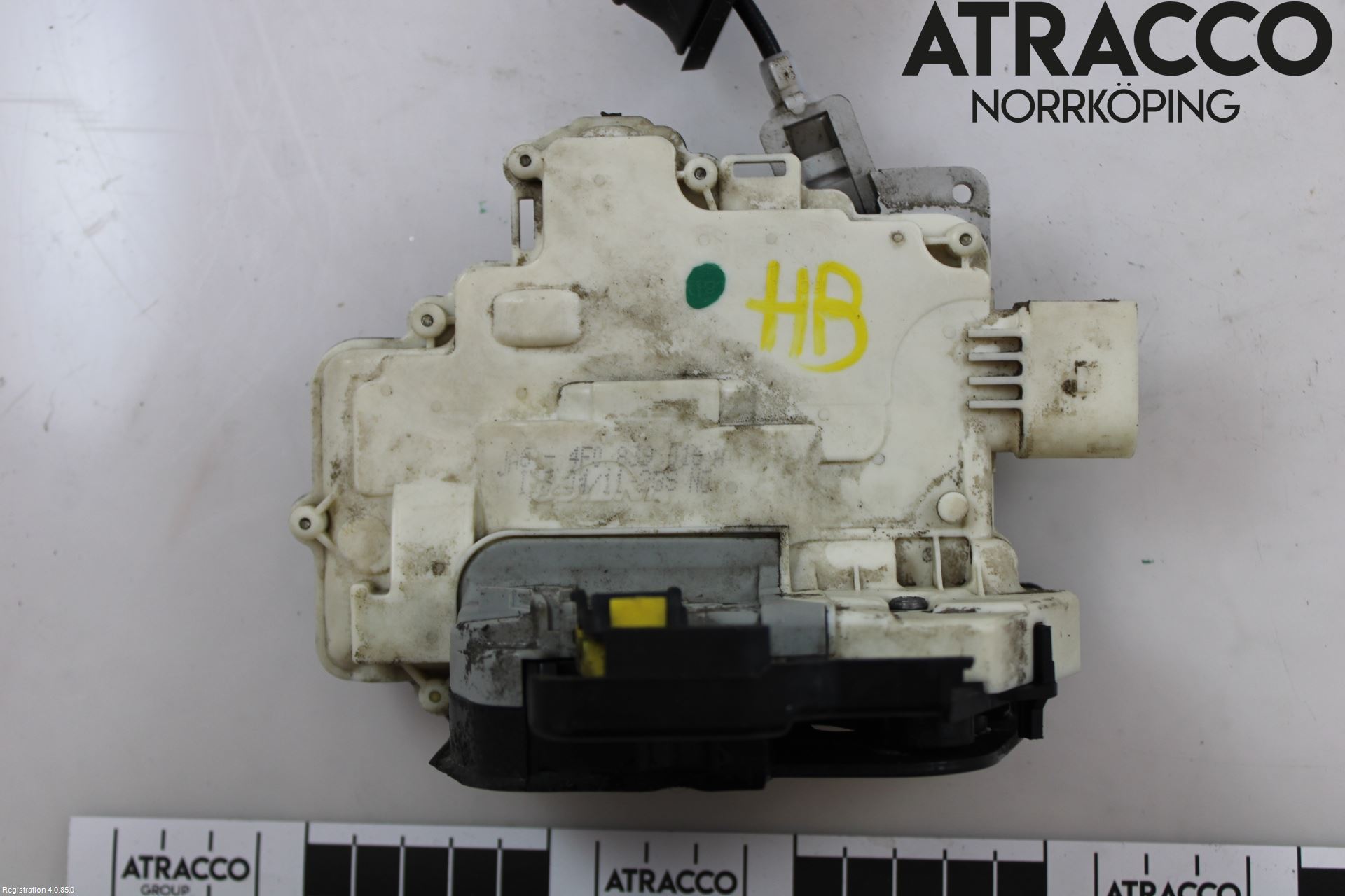 Audi A6/S6     05-11 Låskista-Dörrlås