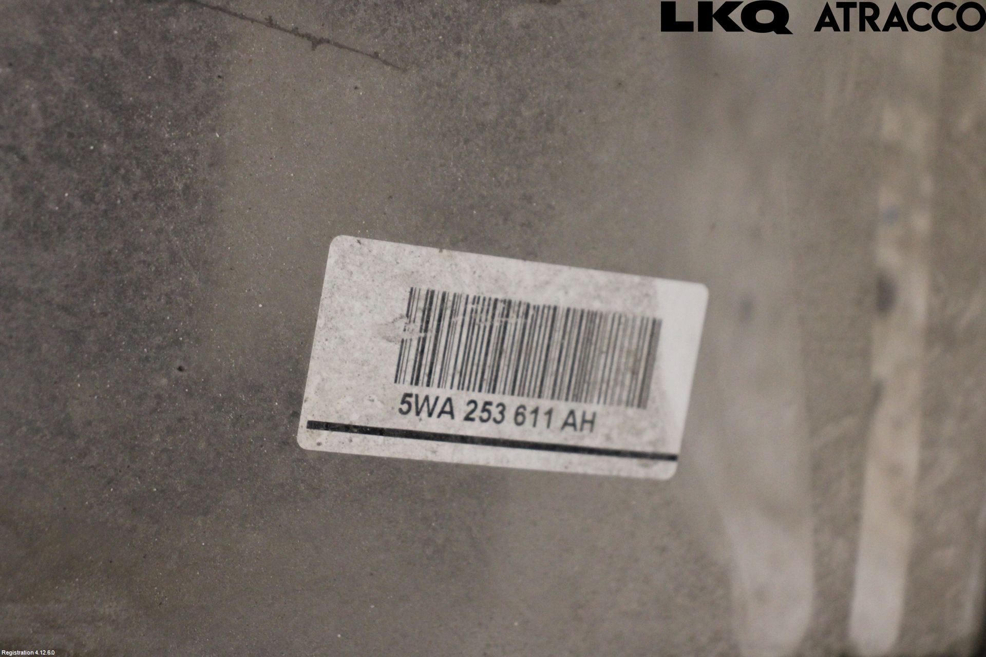 Audi A3/S3 8Y 21- Avgas Halvsats