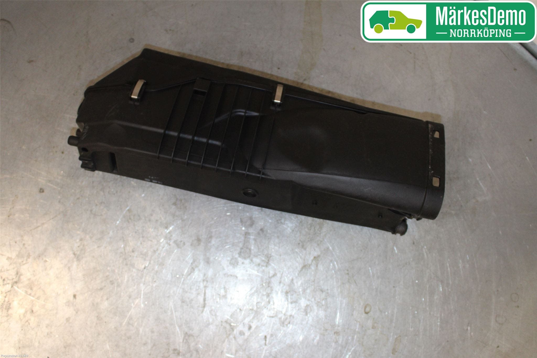 Mercedes-Benz MB E-KLASS (W211) 02-09 Luftrenare