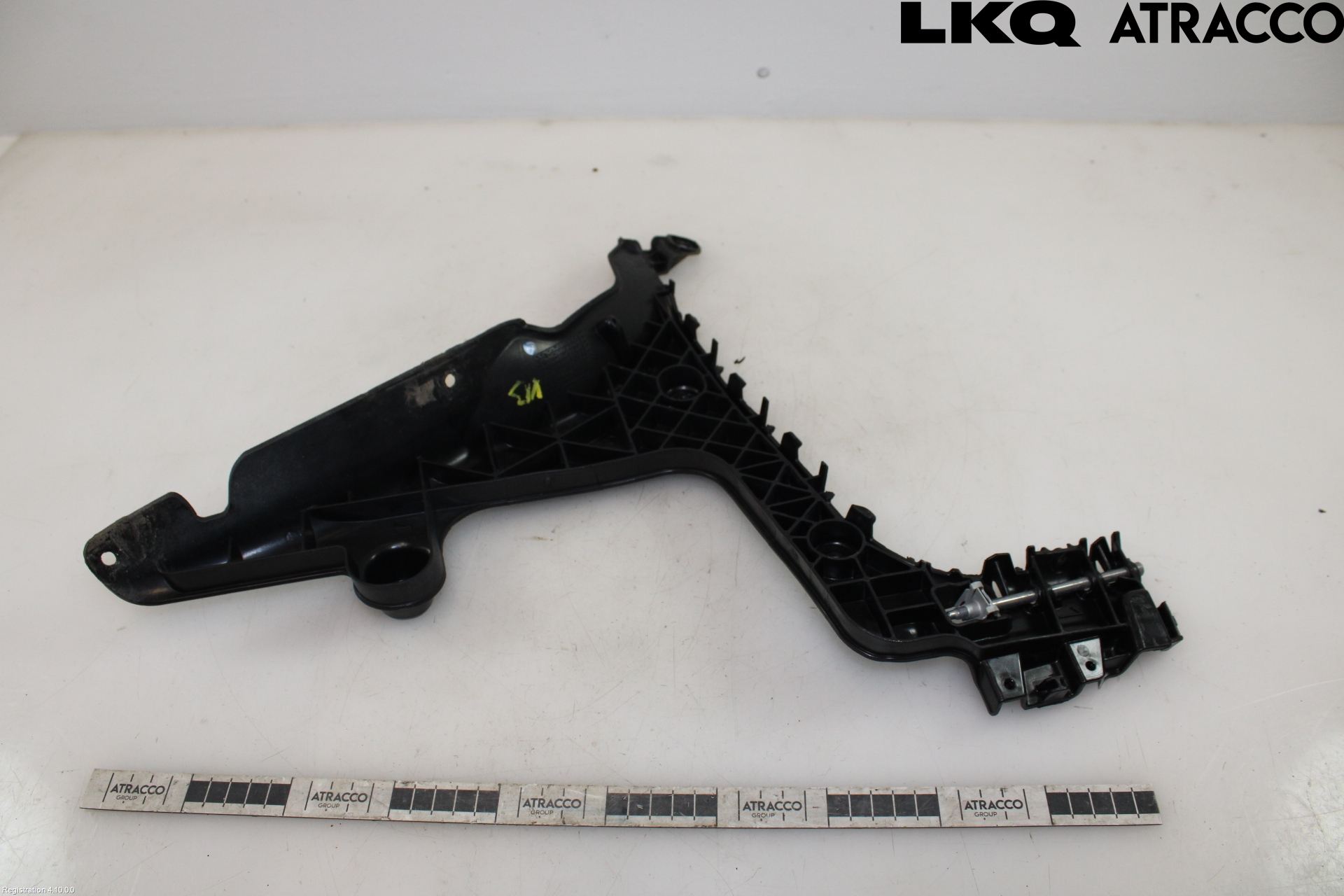 Audi A3/S3 05-13 Stötfångarfäste Bak Vä