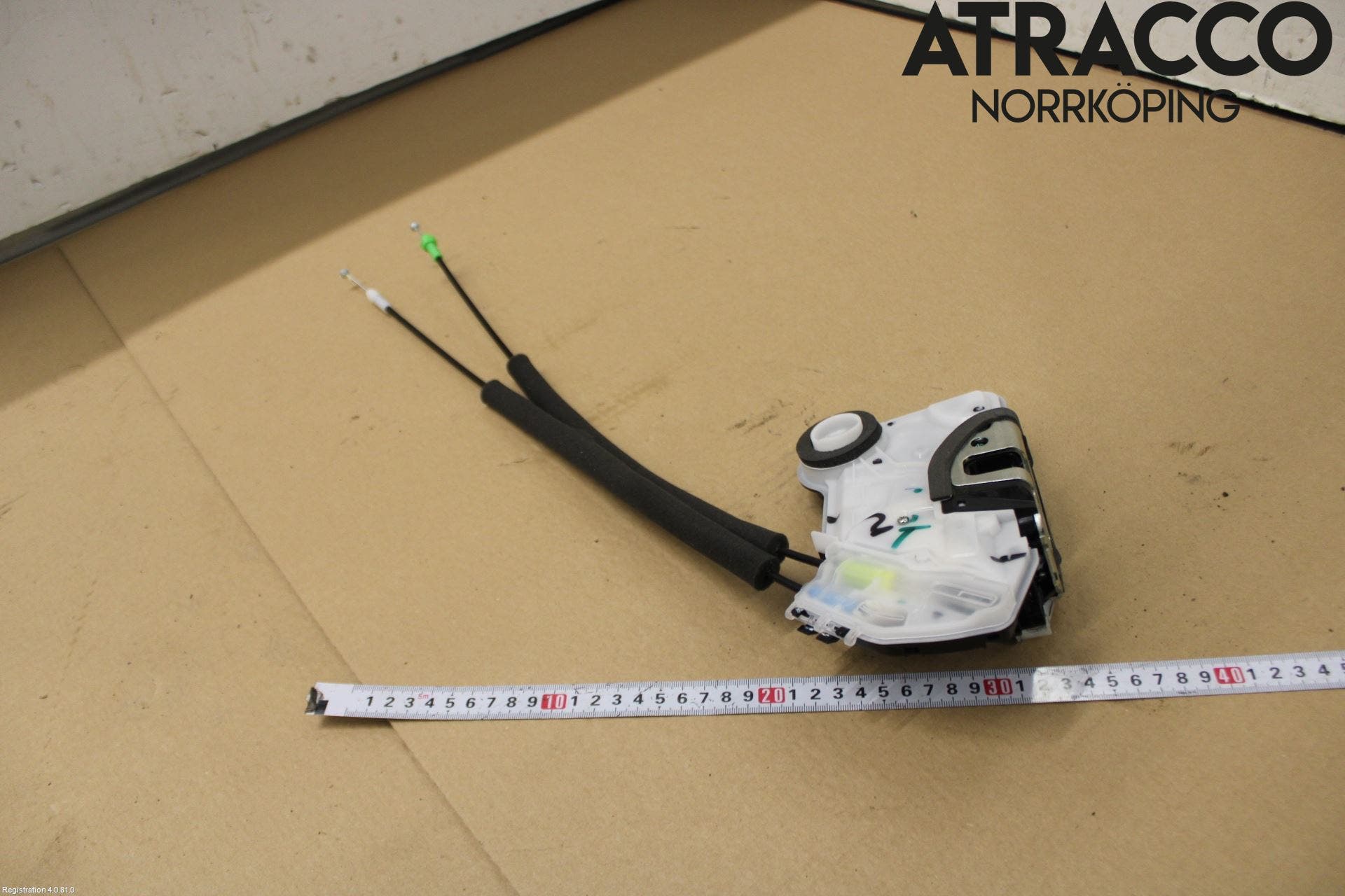 Toyota C-HR 16-23 Låskista-Dörrlås