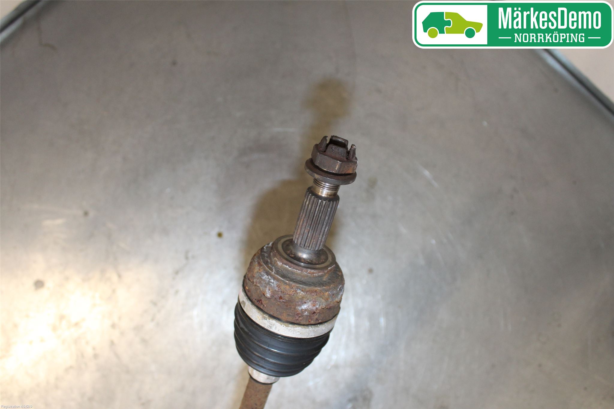 Renault CLIO III  06-09 Drivaxel Fram Höger