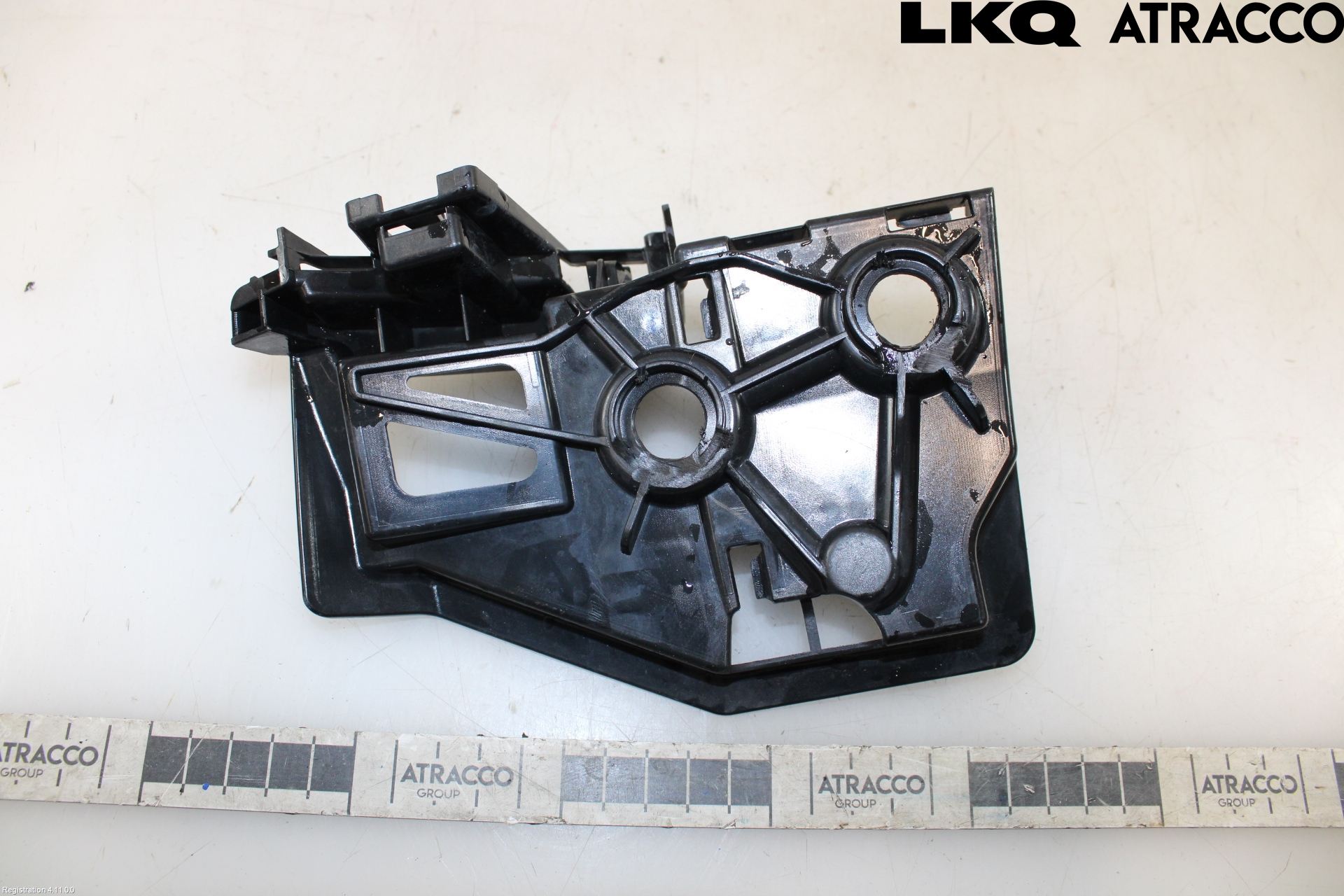 Volkswagen VW TIGUAN 16-24 Stötfångarfäste Bak Hö