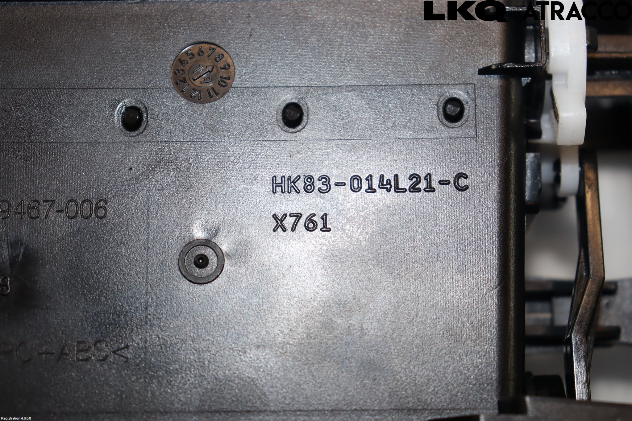 Jaguar F-PACE Instrument-Radio Sarg