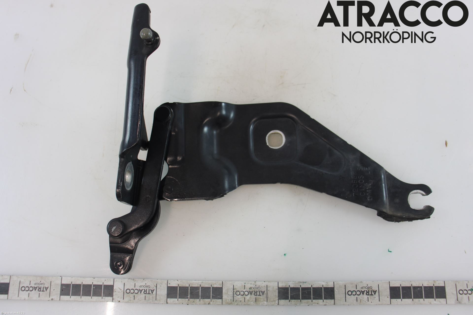 BMW X6 E71/E72   08-14 Huvgångjärn