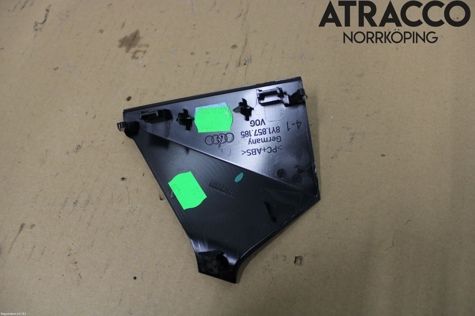 Audi A3/S3 8Y 21- Instrumentbräda Inlägg-Dekorlist