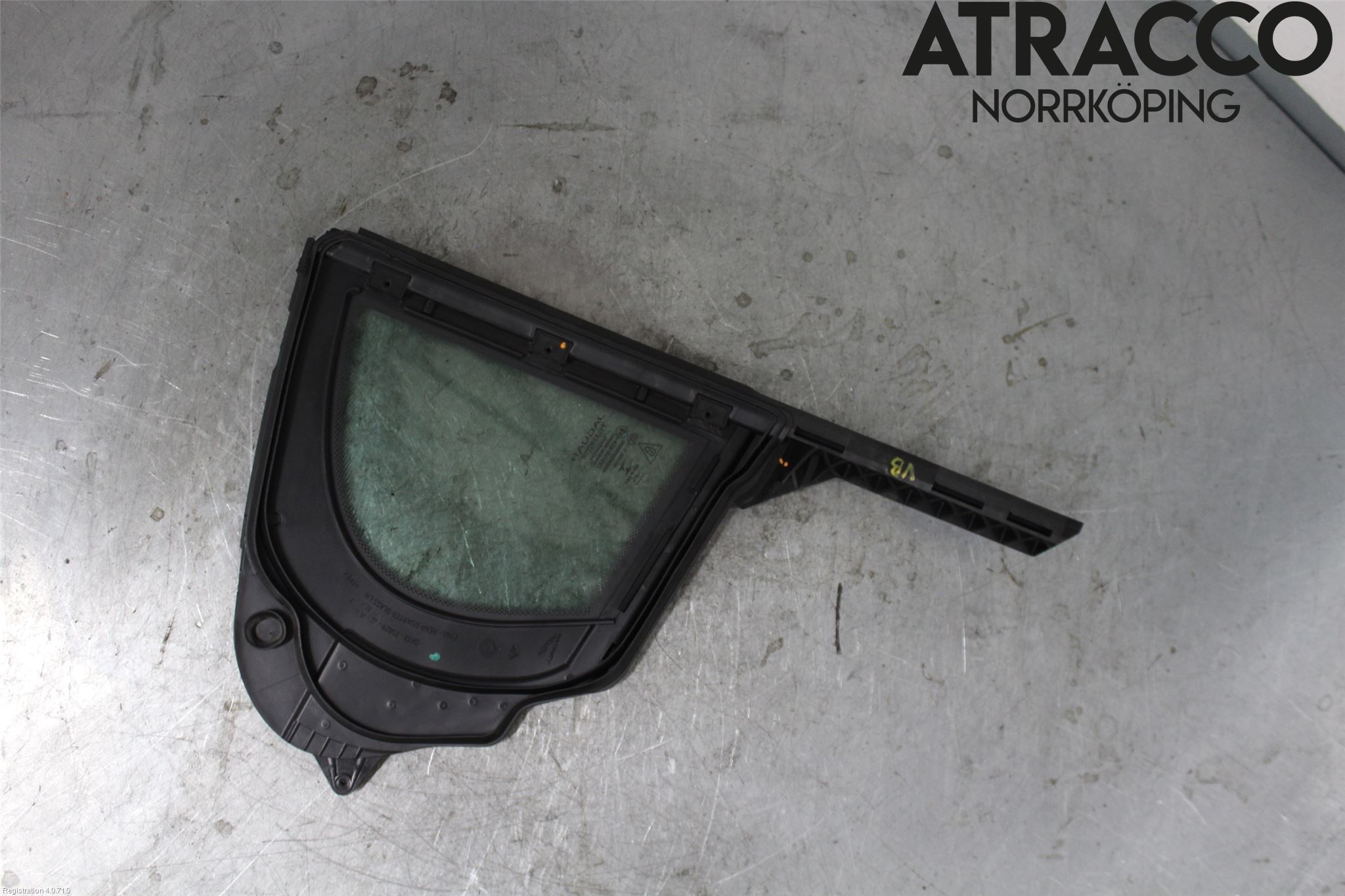 Jaguar XE (X760) 15-24 Dörruta Bak Lilla Vä