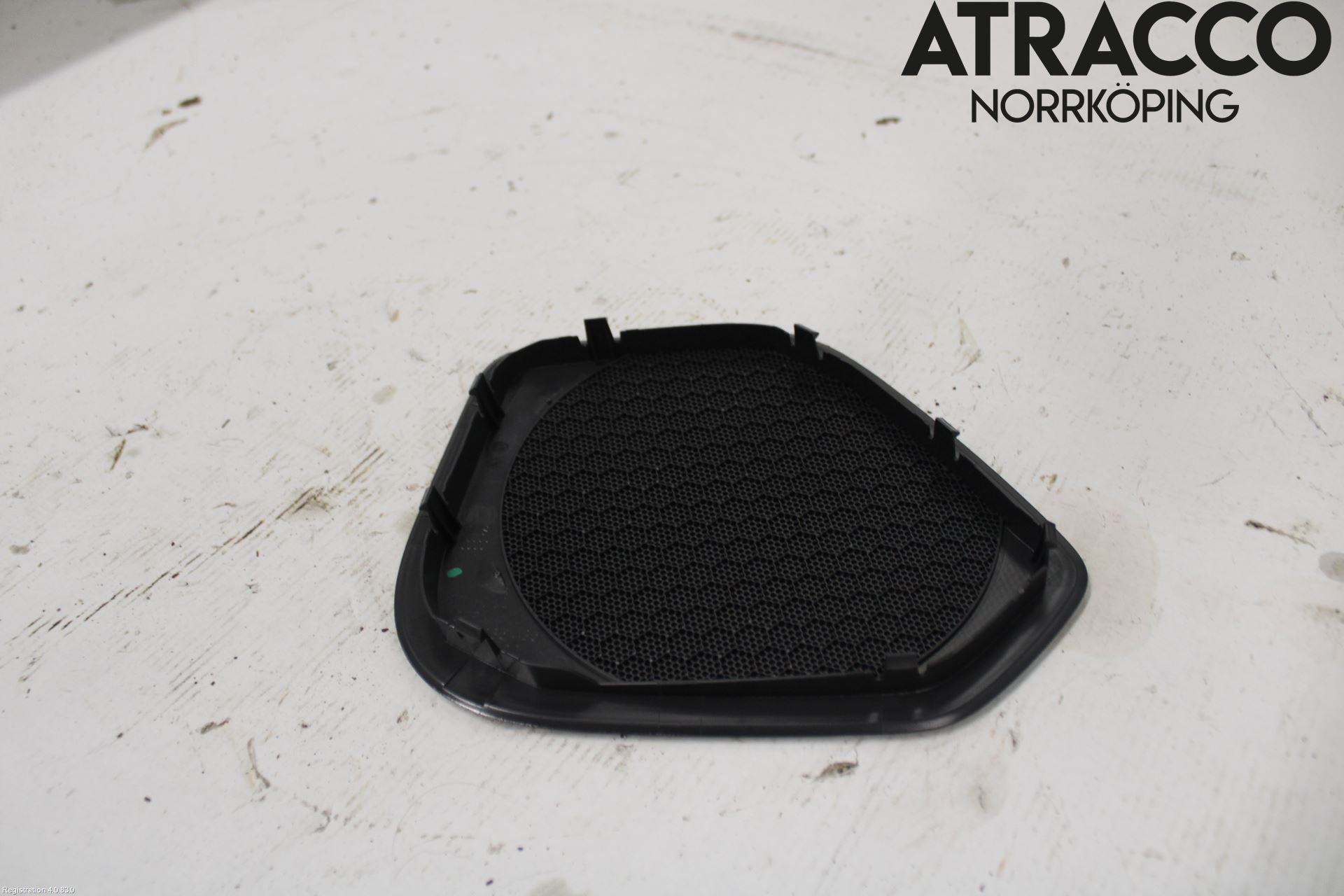 Audi Q3 8U 12-18 Högtalare Galler