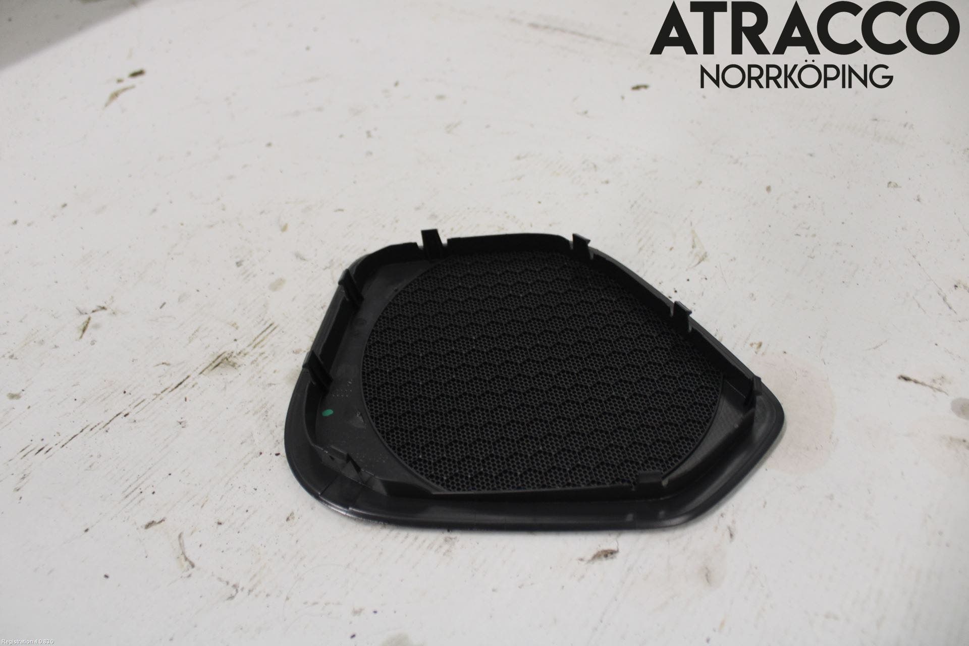 Audi Q3 8U 12-18 Högtalare Galler