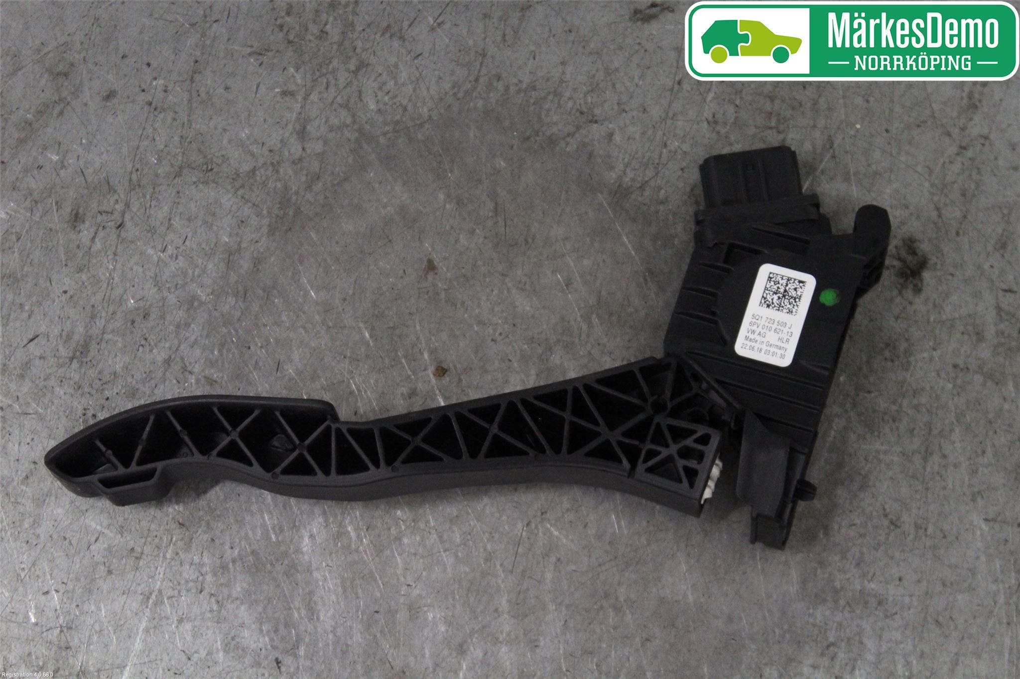 Volkswagen VW TIGUAN 16-24 Gaspedal