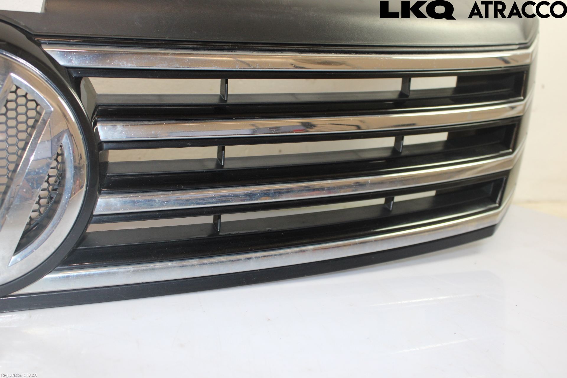 Volkswagen VW PASSAT 11-14 Grill Komp