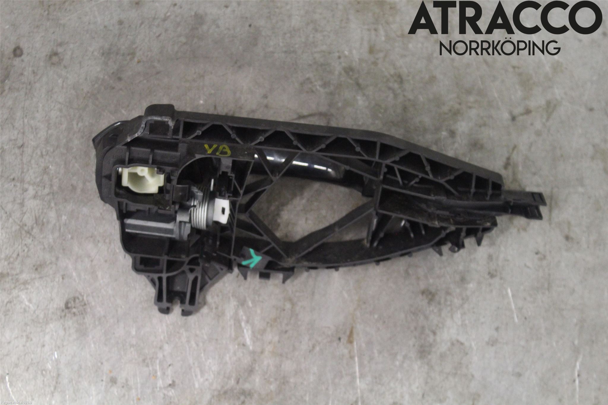 Audi A6 F2/C8 19- Dörrhandtag Yttre Vä