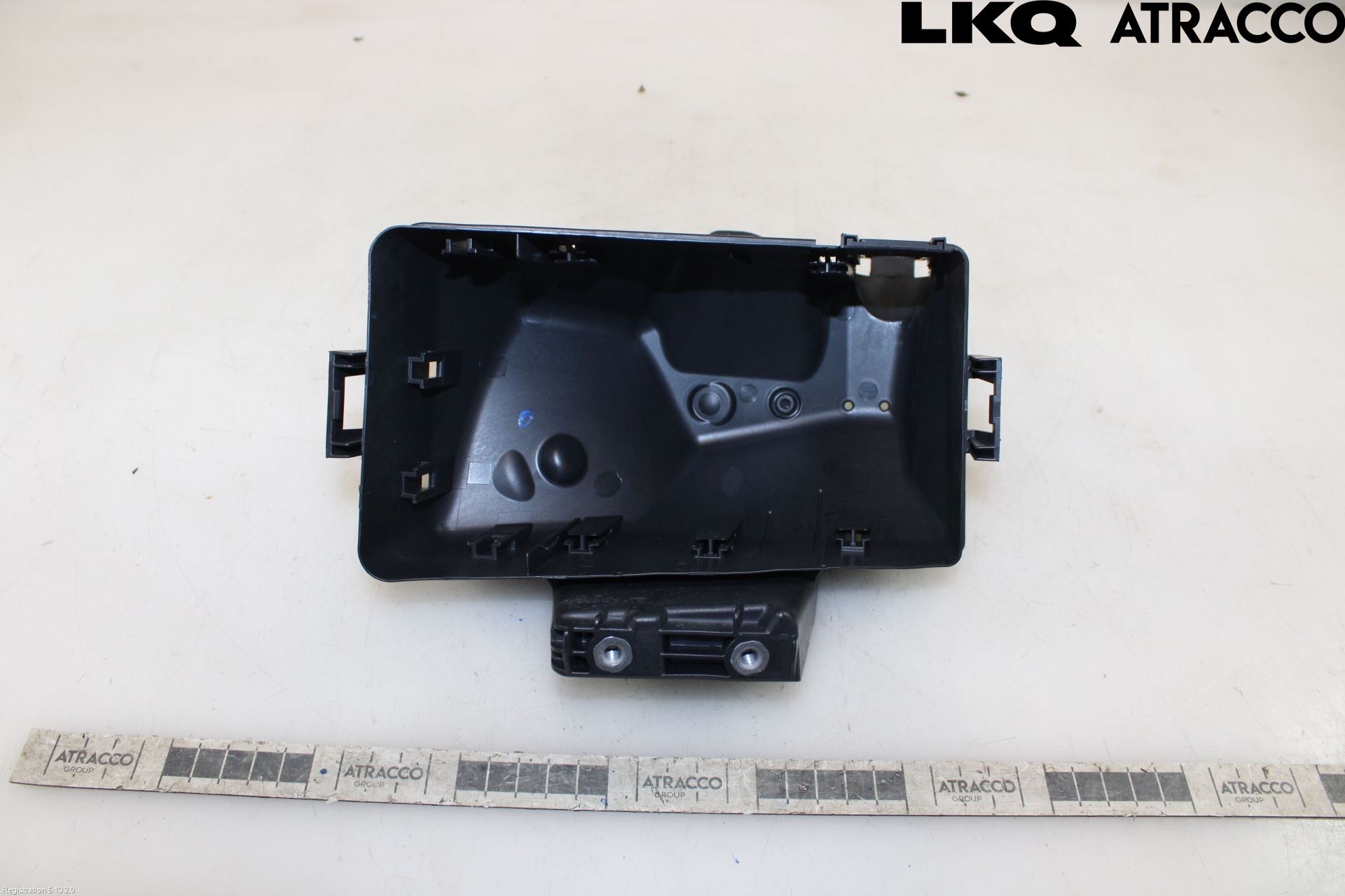 Volkswagen VW ID.7/TOURER 24- Säkringsdosa-Elcentral Lock