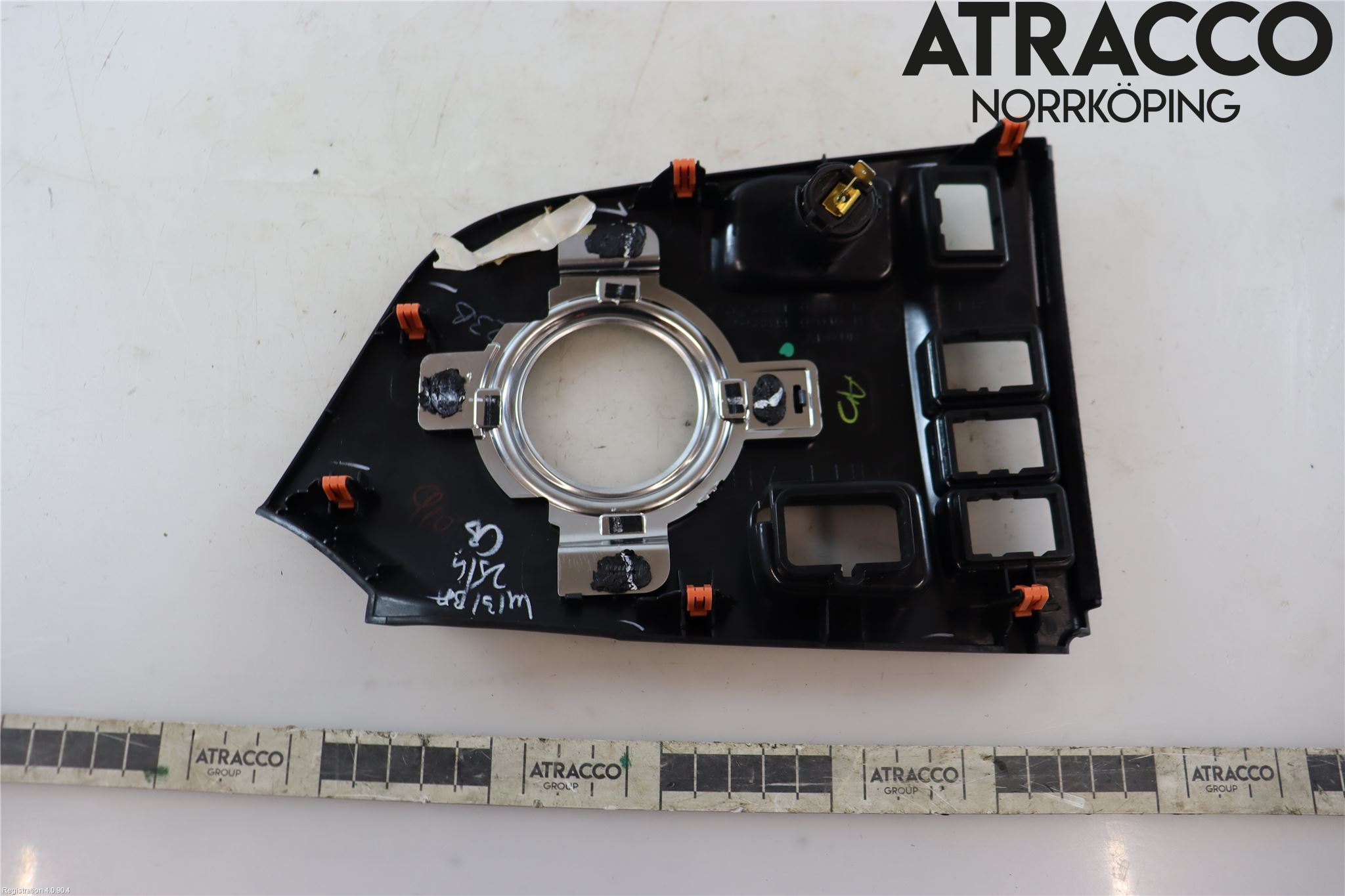 Toyota AURIS 13-19 Instrumentkonsoll Mitt