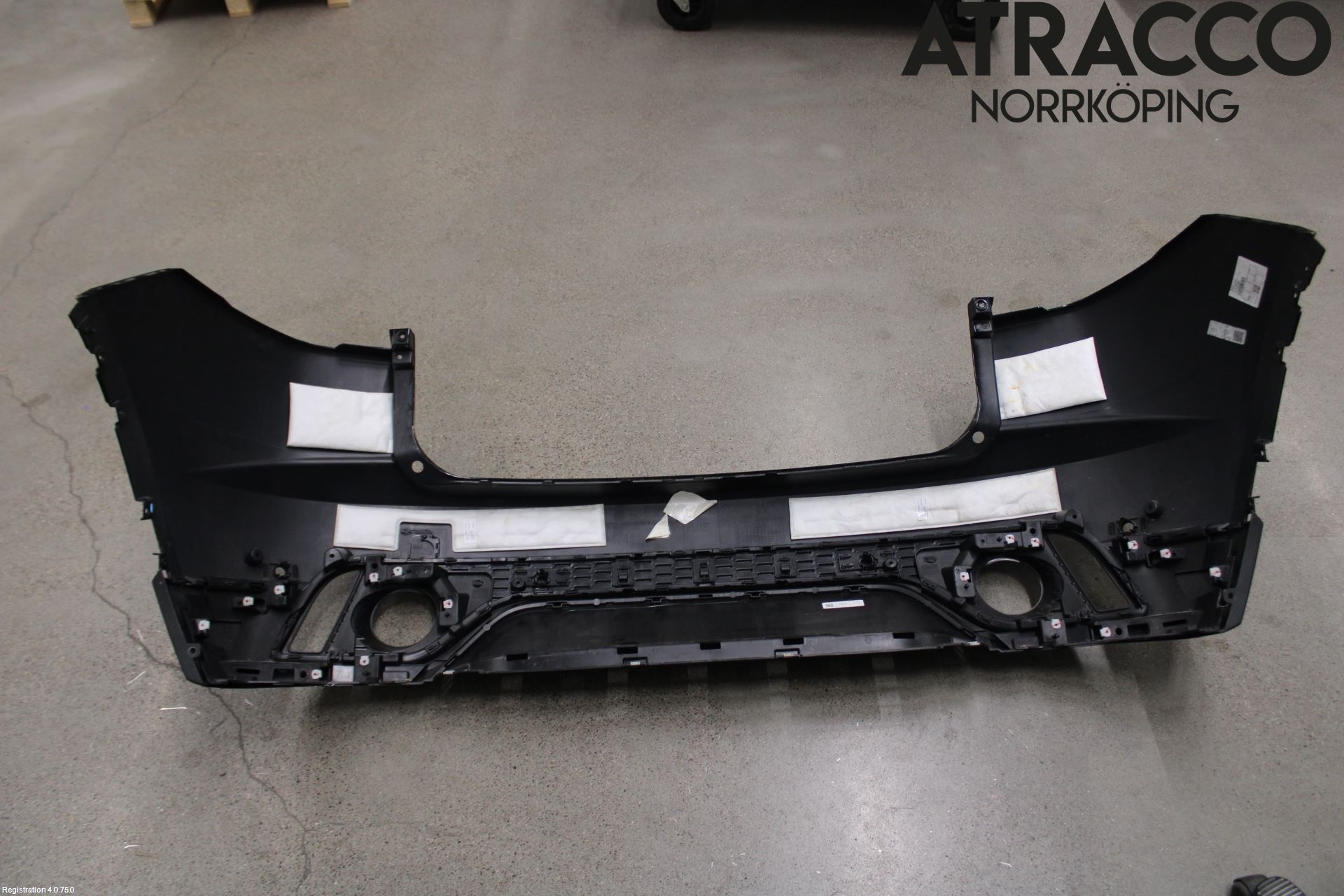 Jaguar E-PACE 17- Stötfångarbeklädnad Bak