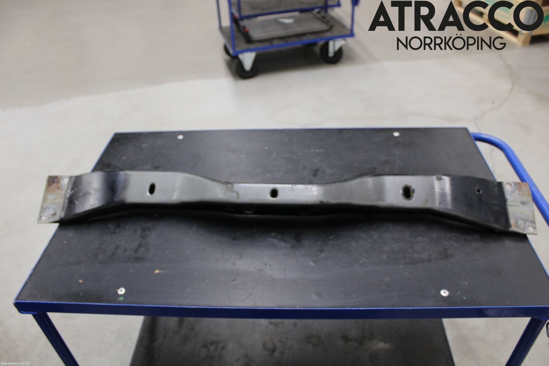 Chrysler CHR VOYAGER     04-07 Front Huvlåsplåt-Balk