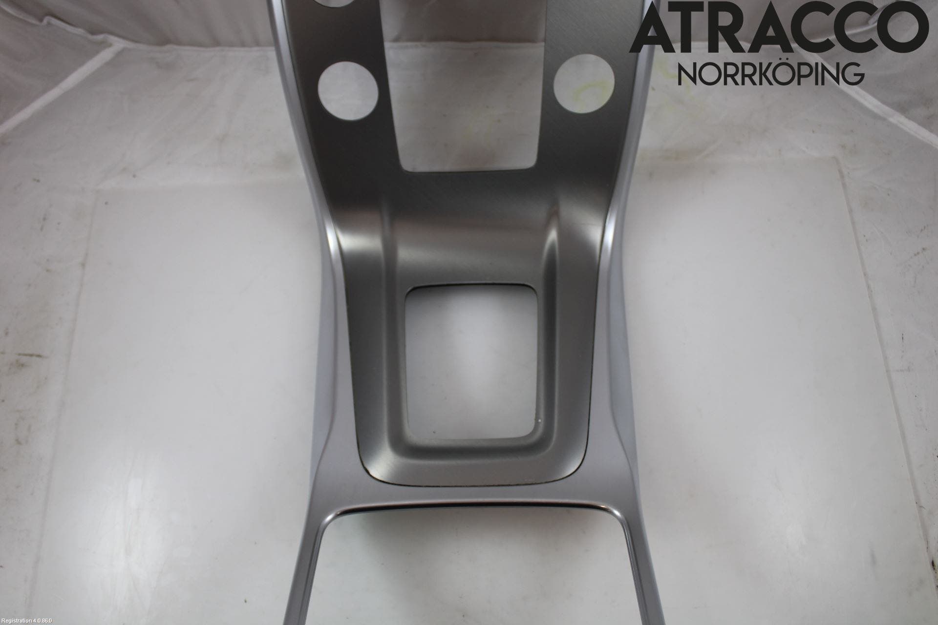 Volvo V70 08-13 Instrument-Radio Sarg