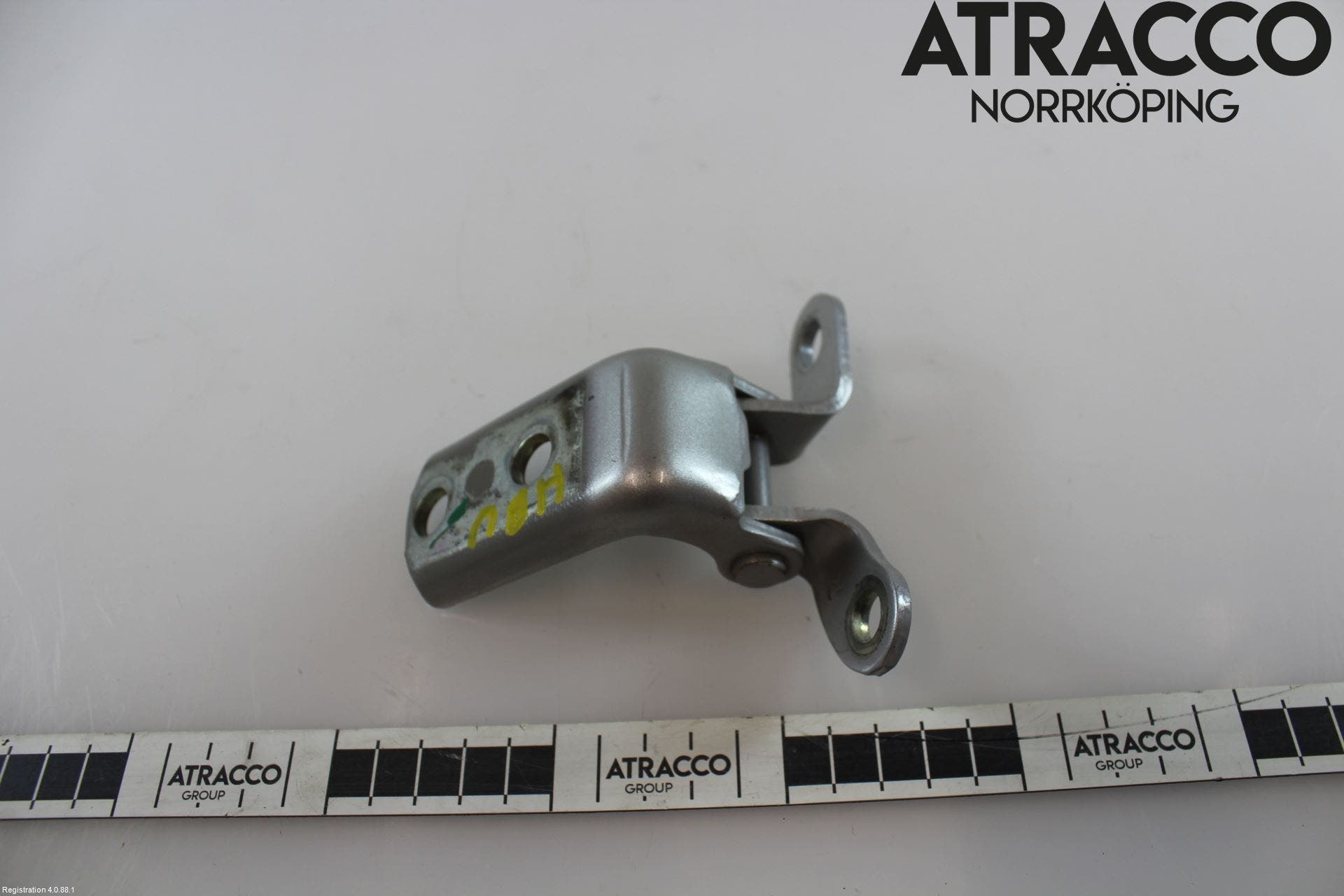 Toyota COROLLA 02-07 Dörrgångjärn