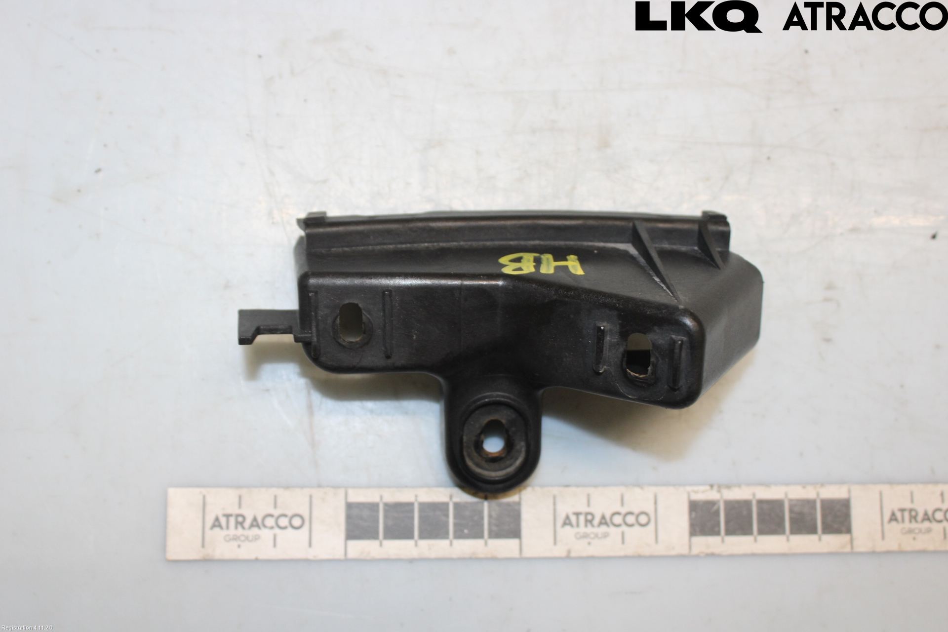 Audi A6/S6     05-11 Stötfångarfäste Bak Hö